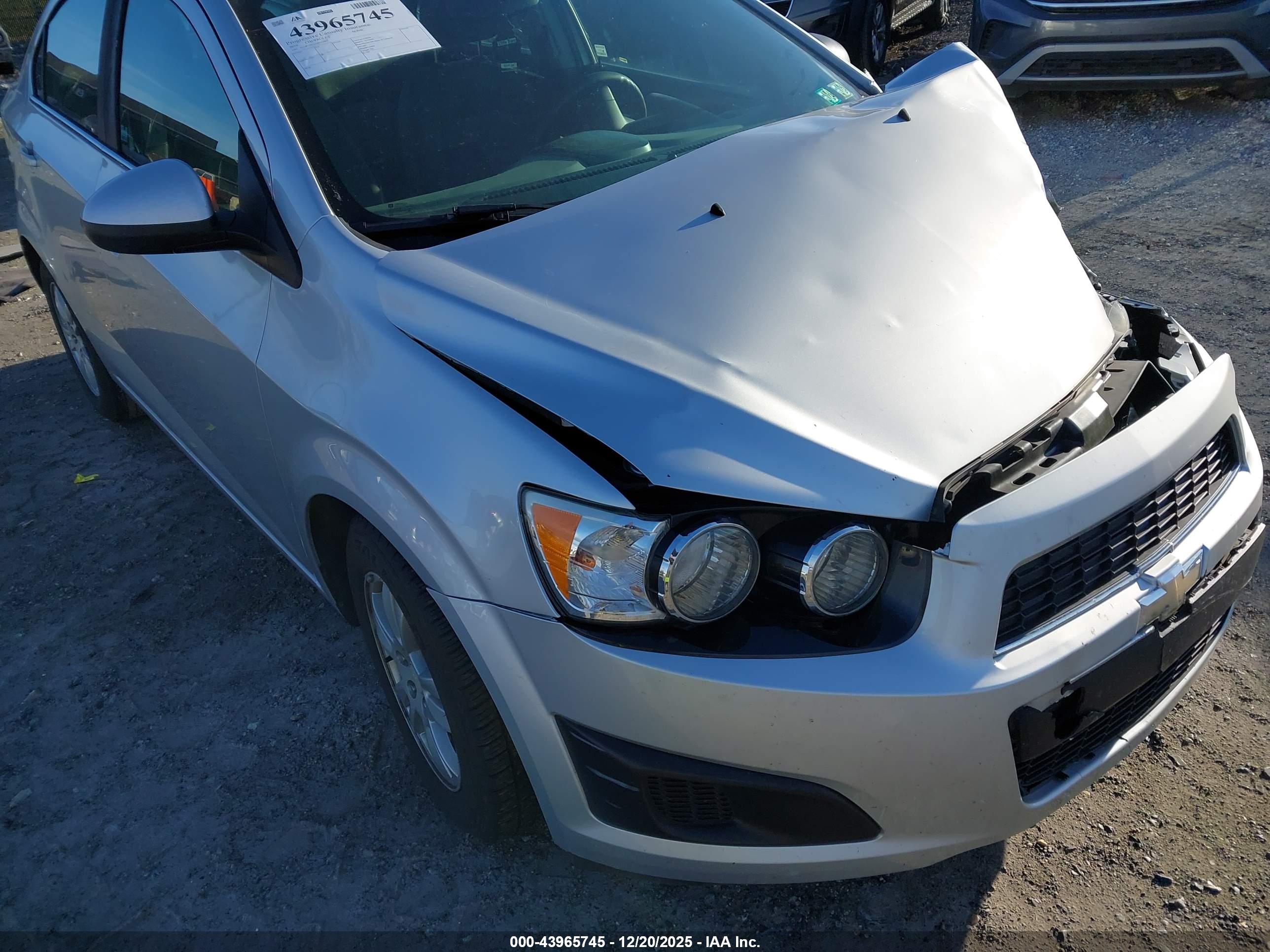 CHEVROLET SONIC image 6