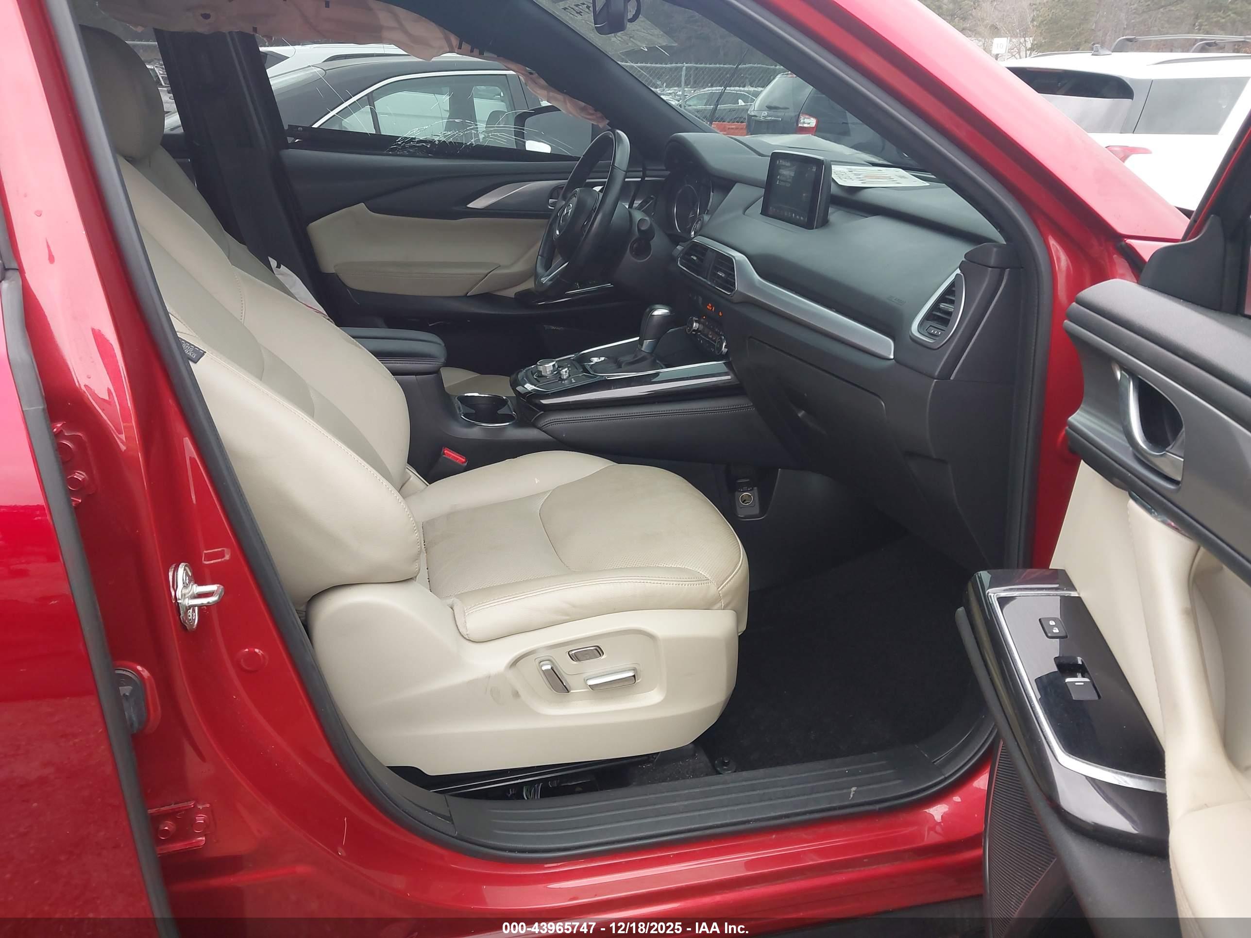 MAZDA CX-9 image 5