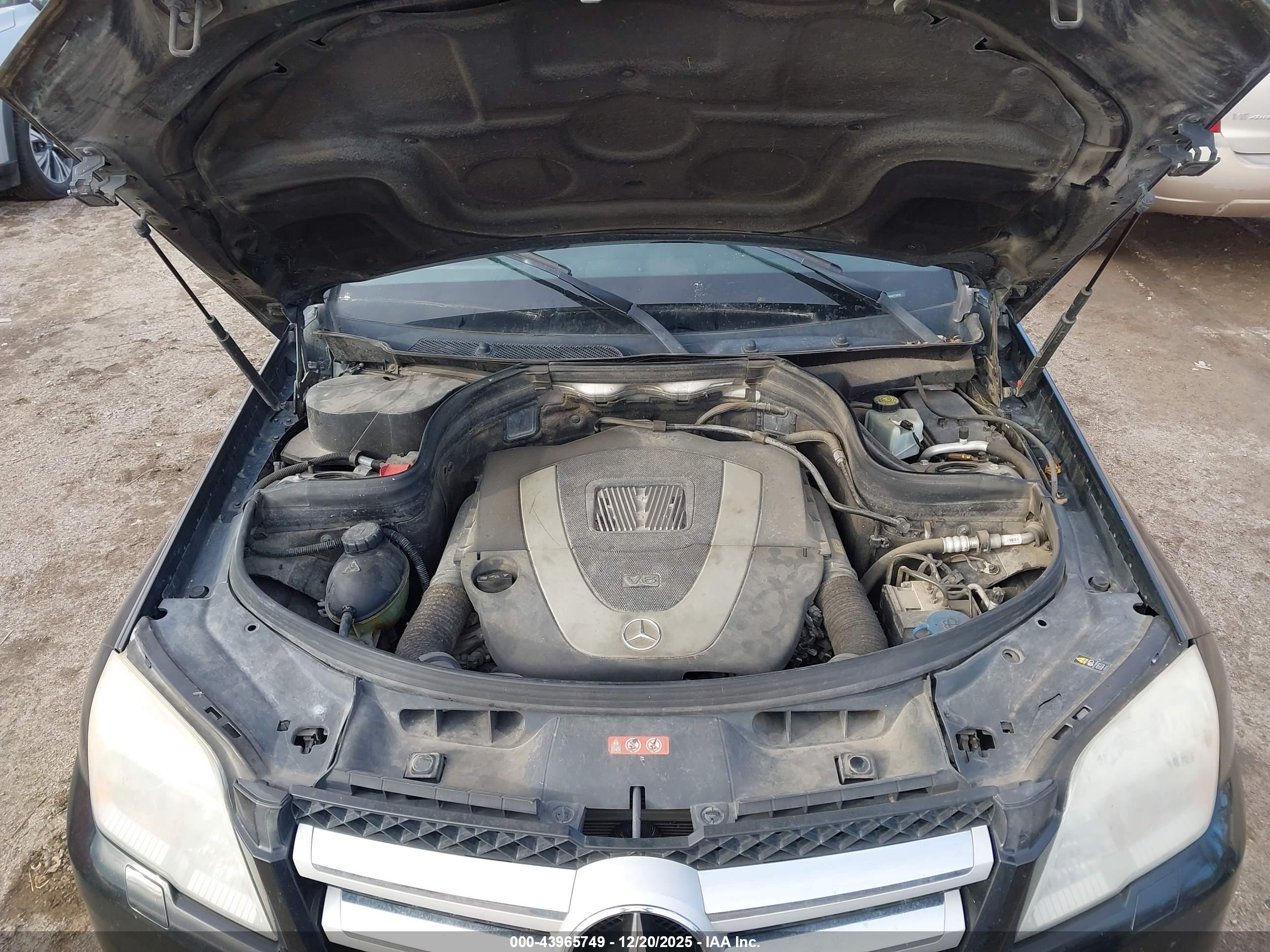 MERCEDES-BENZ GLK image 10