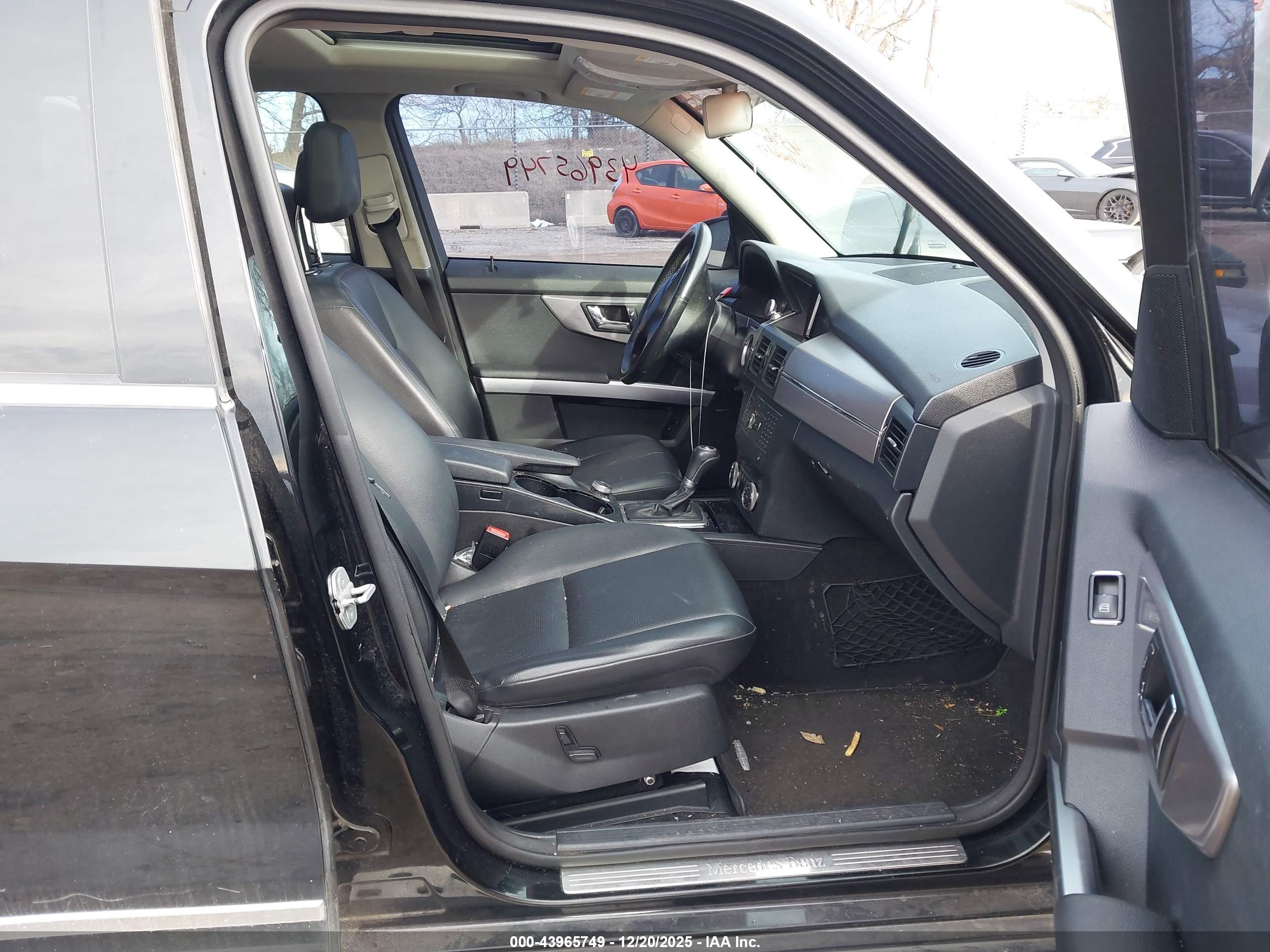 MERCEDES-BENZ GLK image 5
