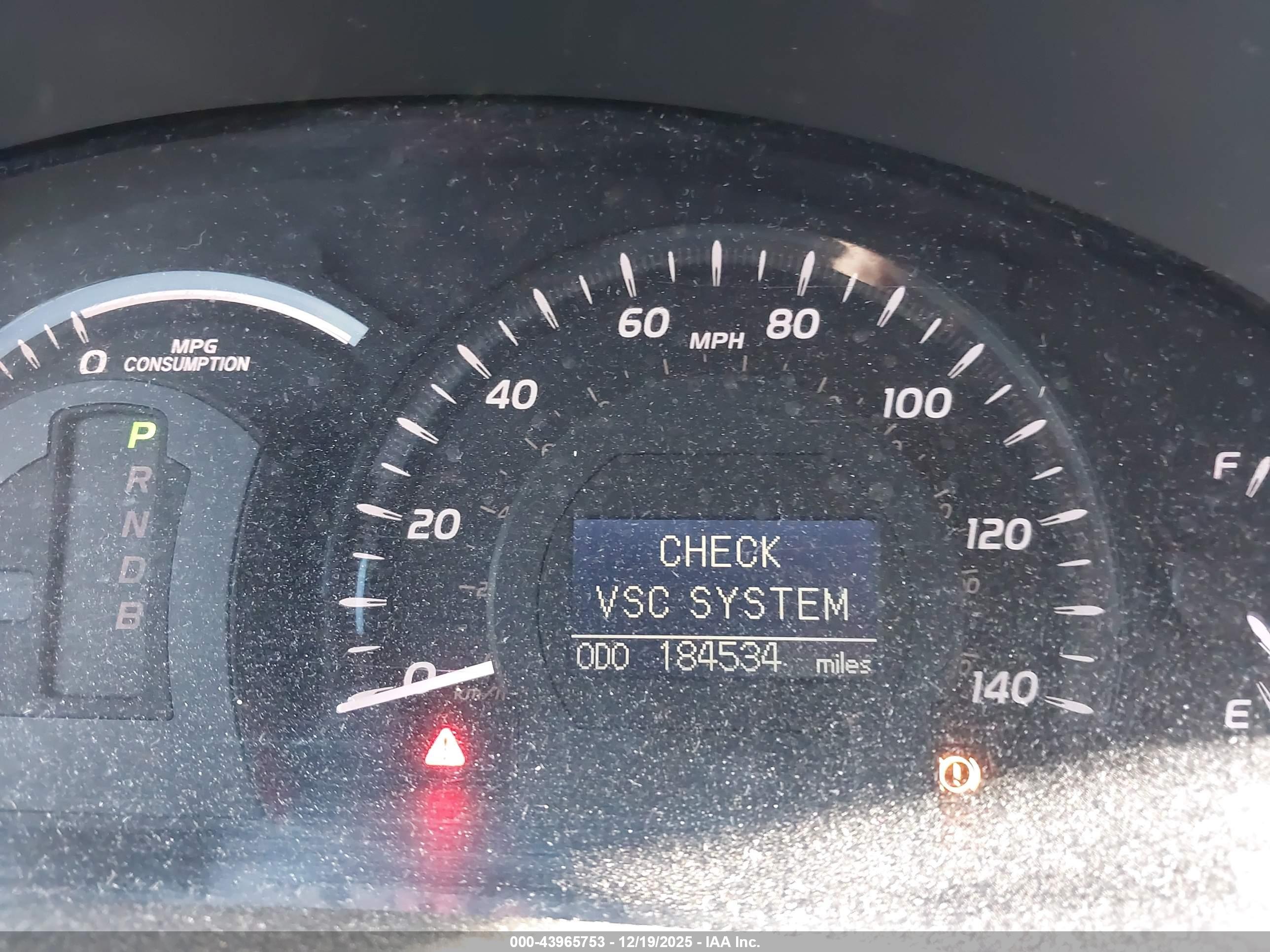 TOYOTA CAMRY image 7
