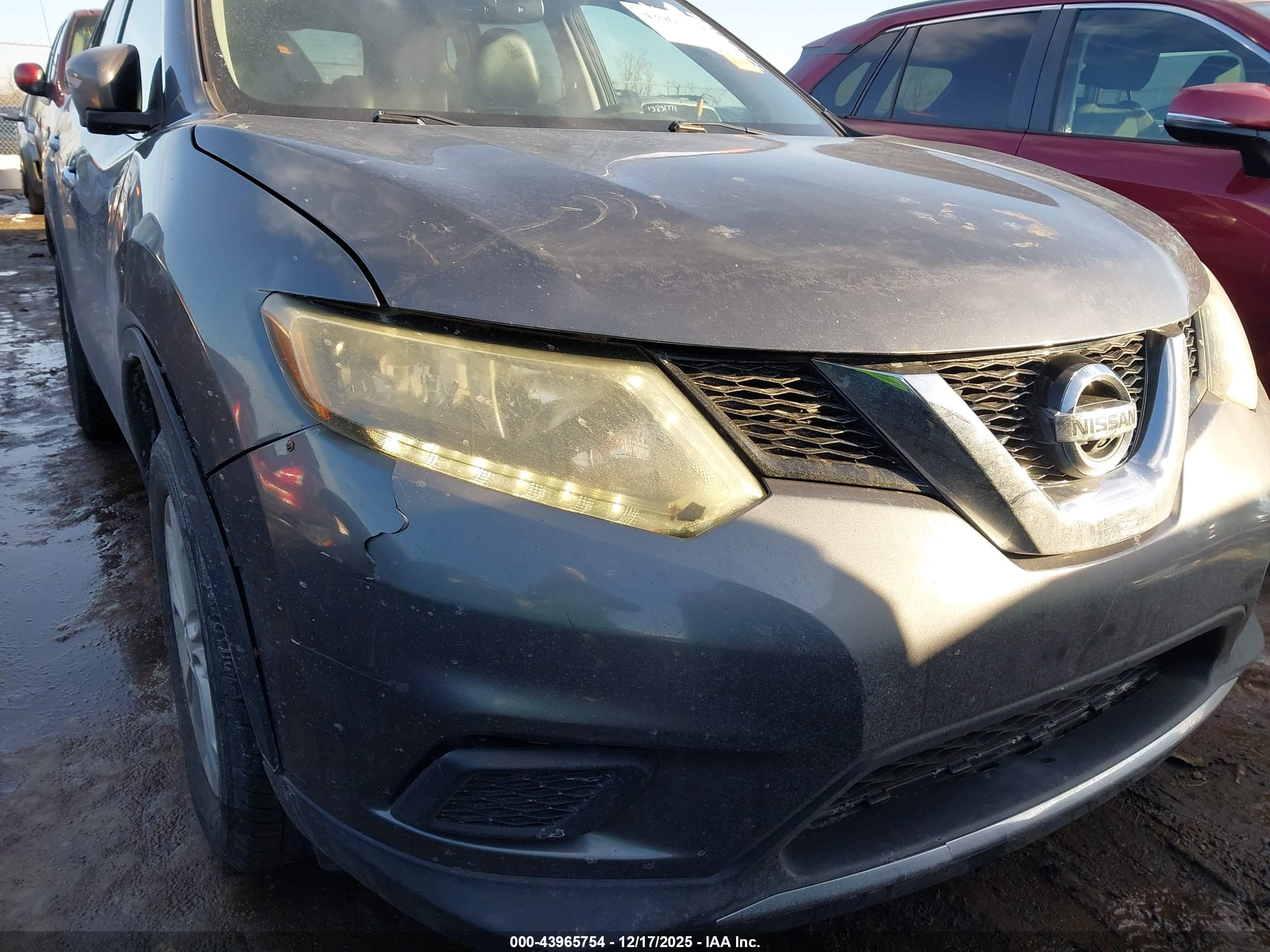 NISSAN ROGUE image 6
