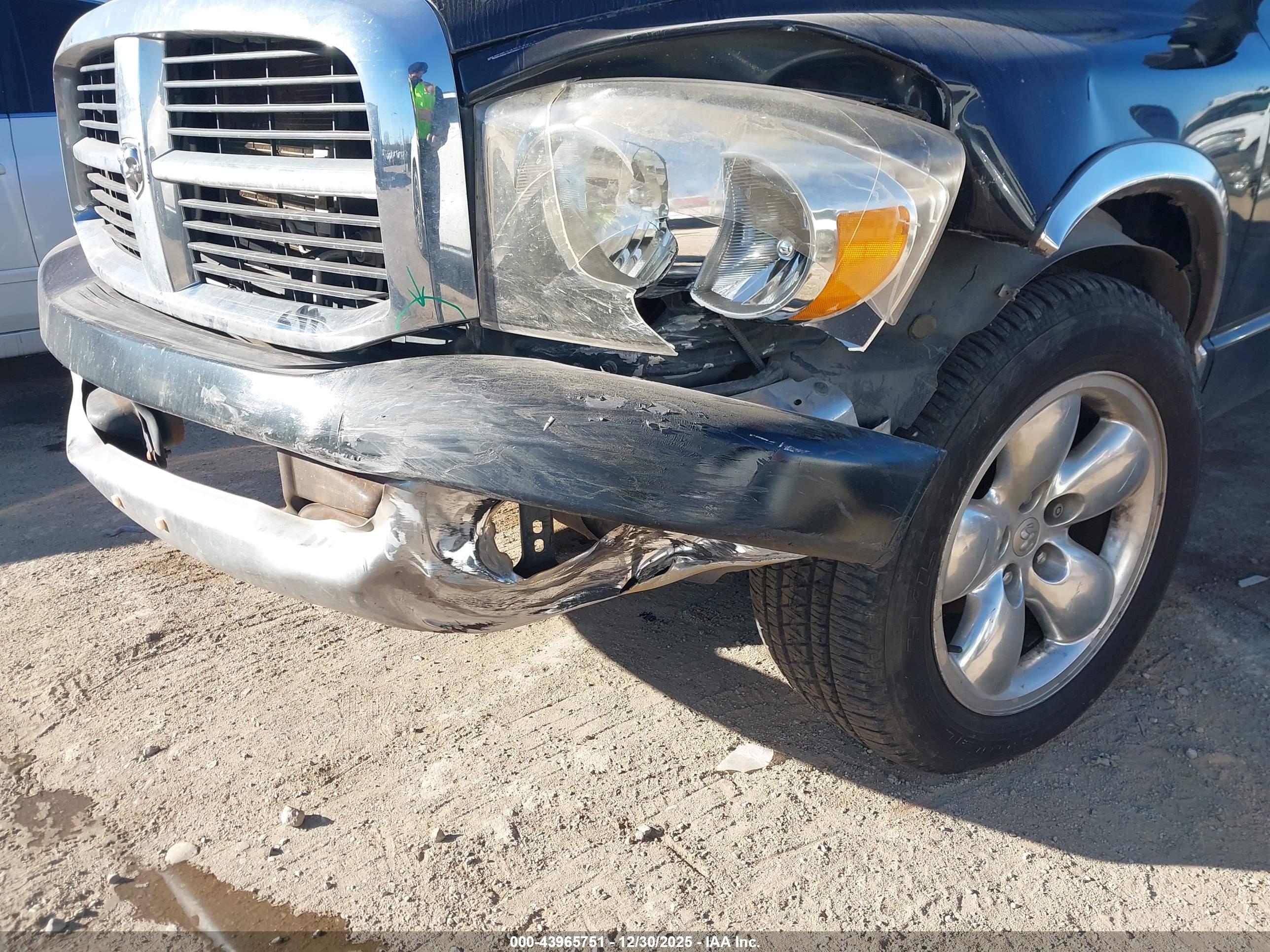 DODGE RAM image 6