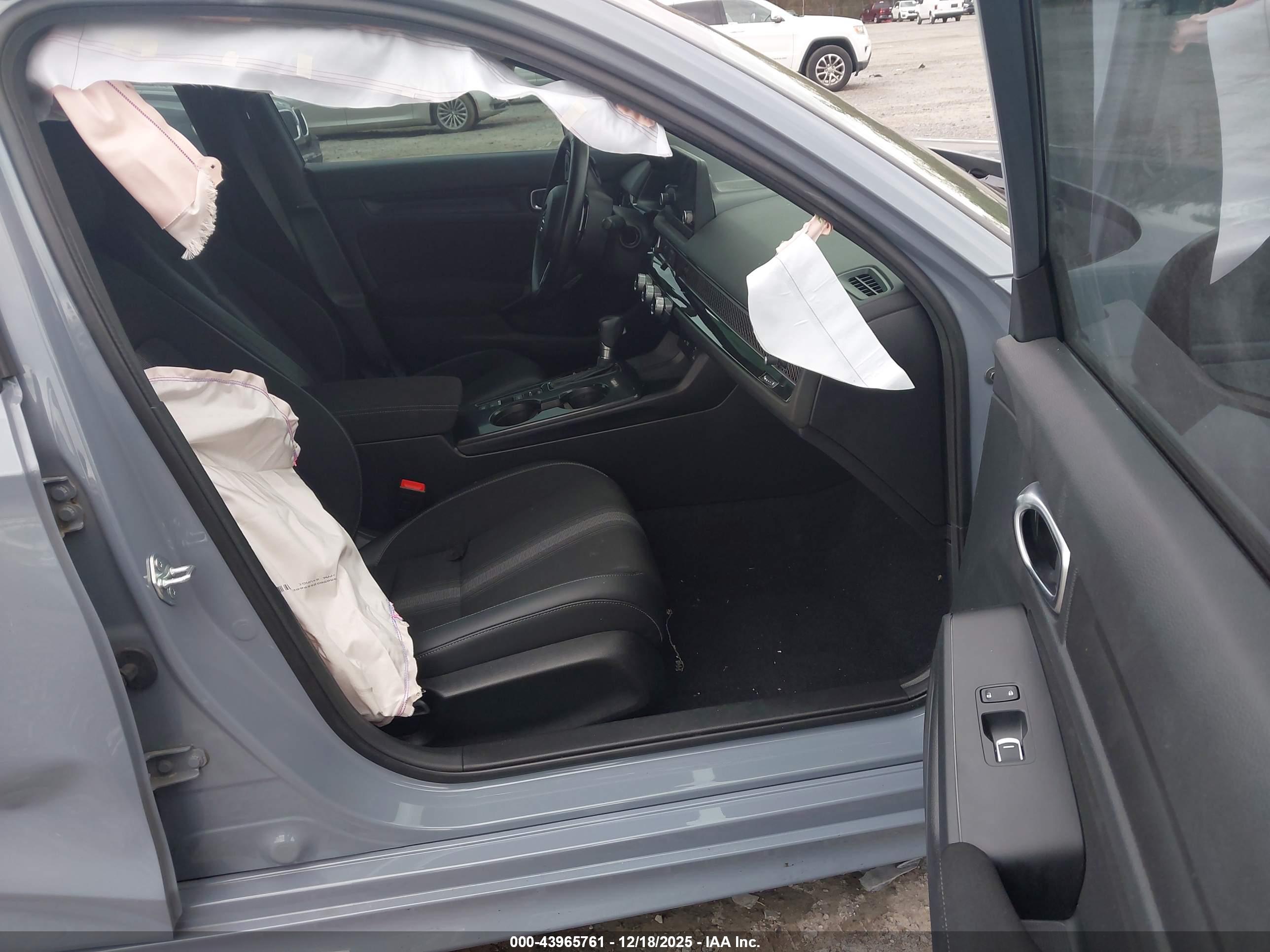 HONDA CIVIC image 5