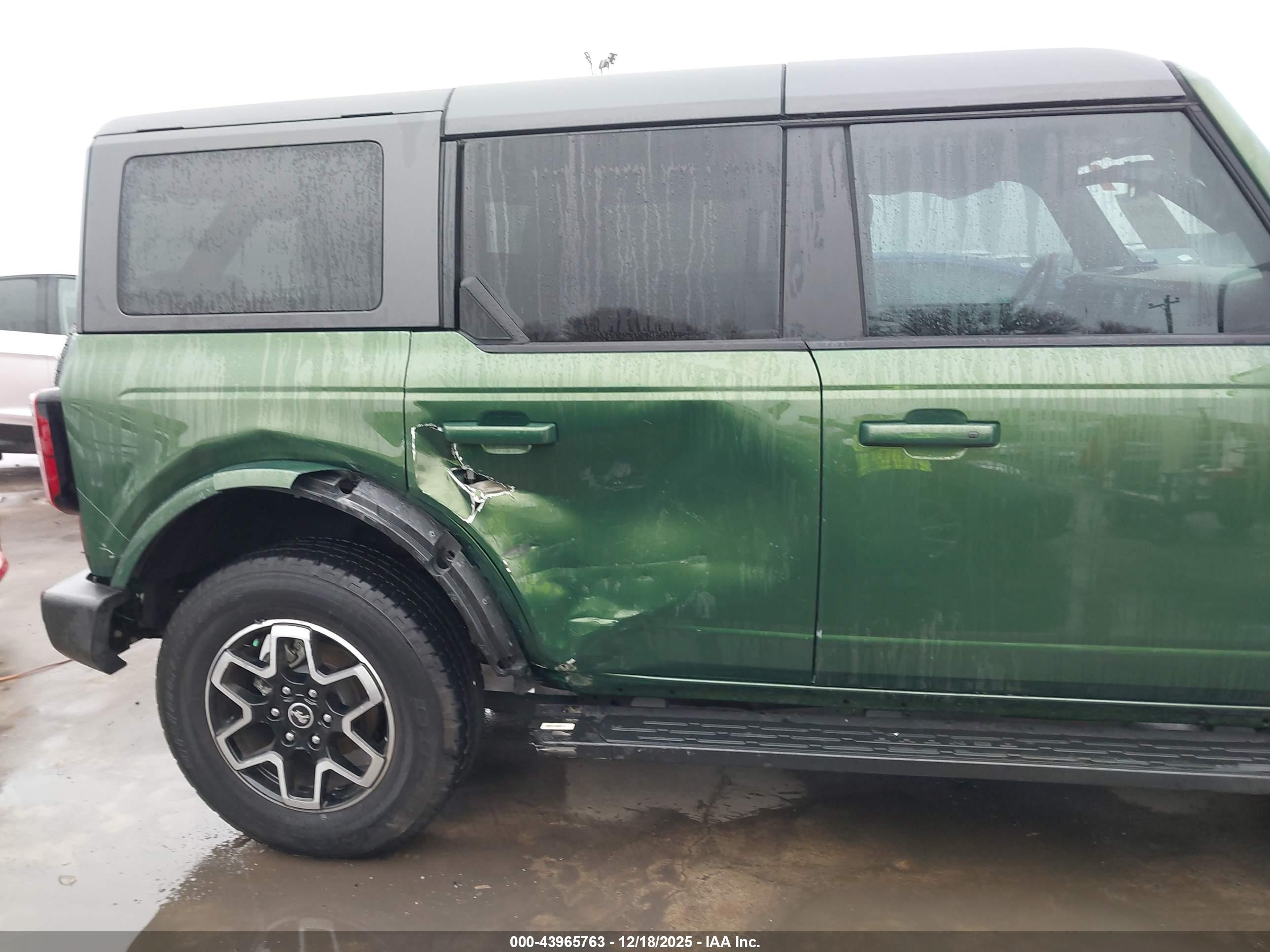 FORD BRONCO image 6