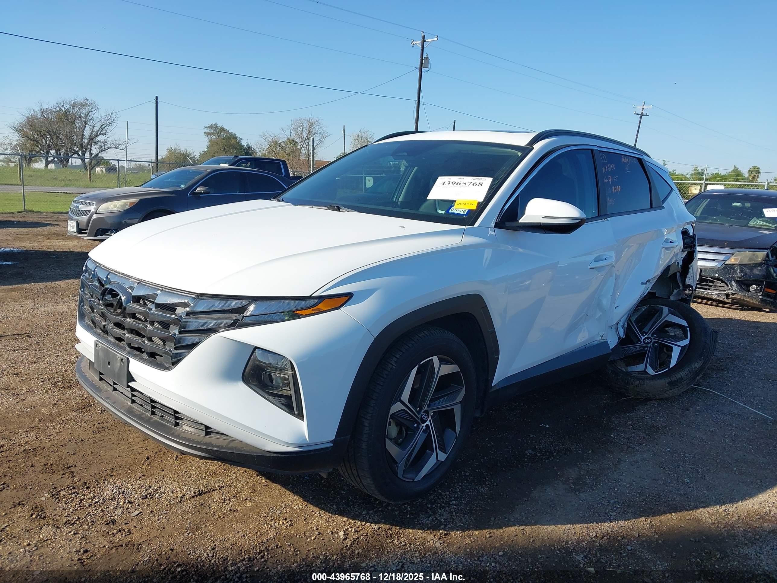 HYUNDAI TUCSON image 2