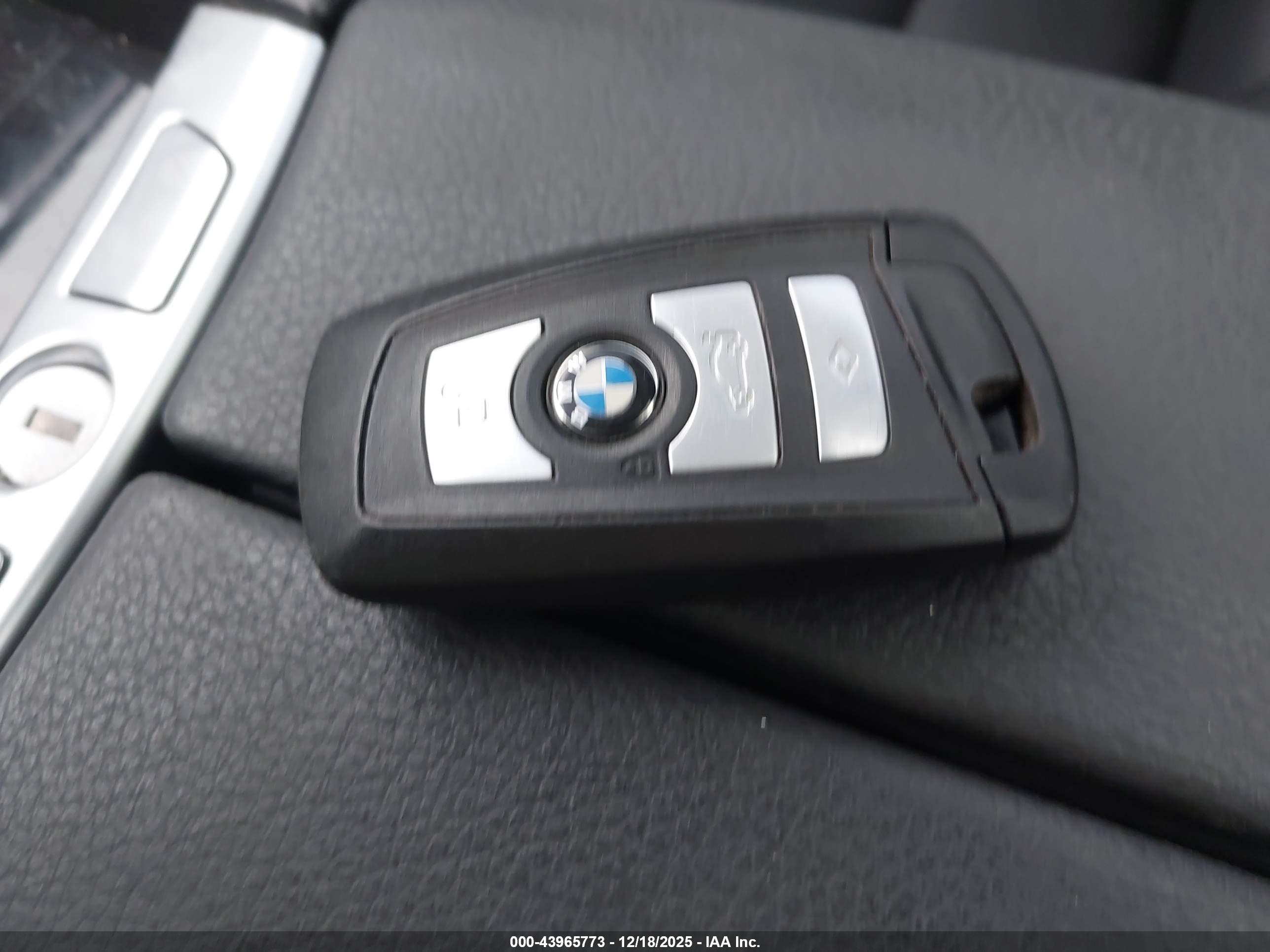 BMW 535I image 11