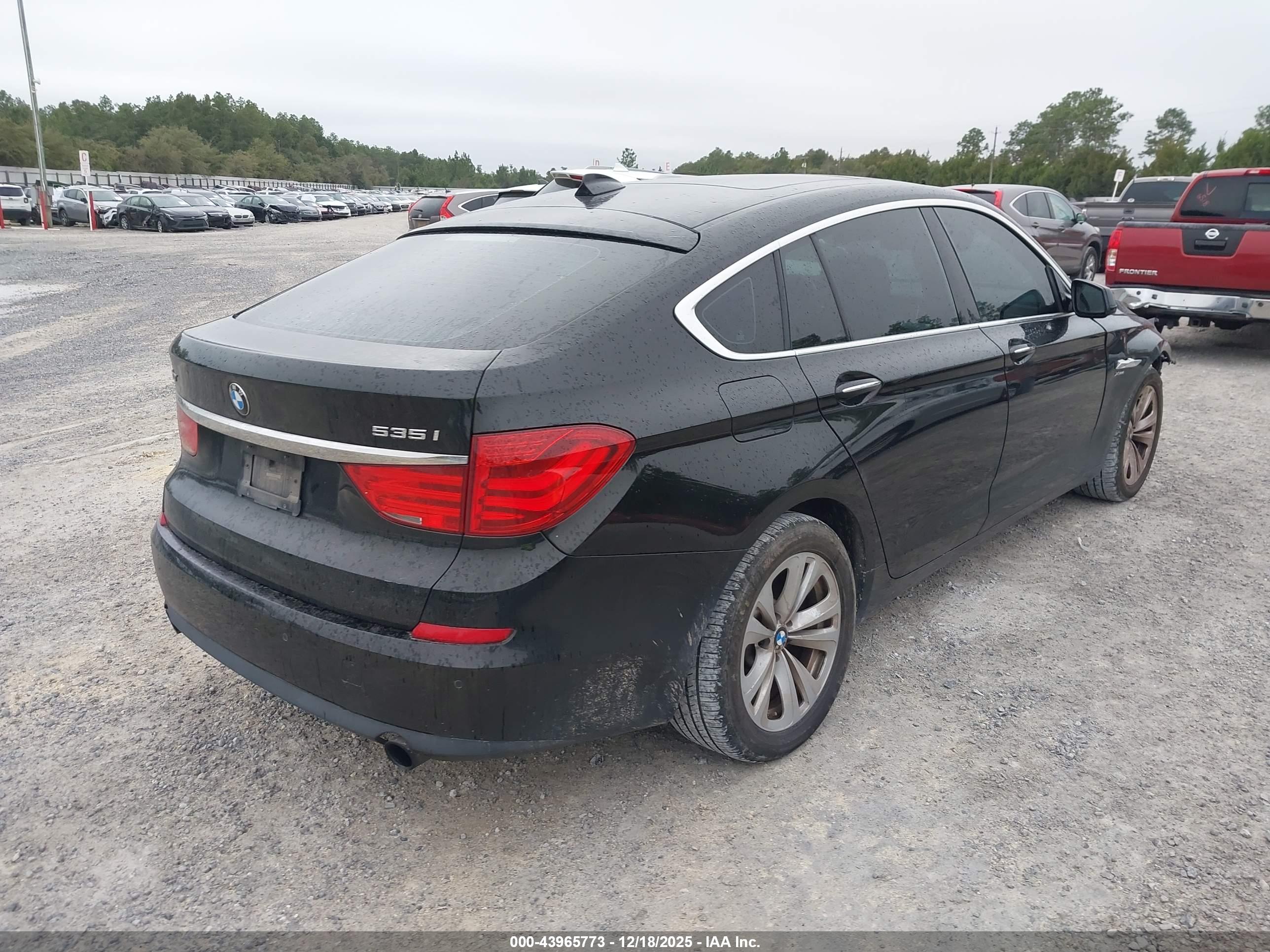 BMW 535I image 4