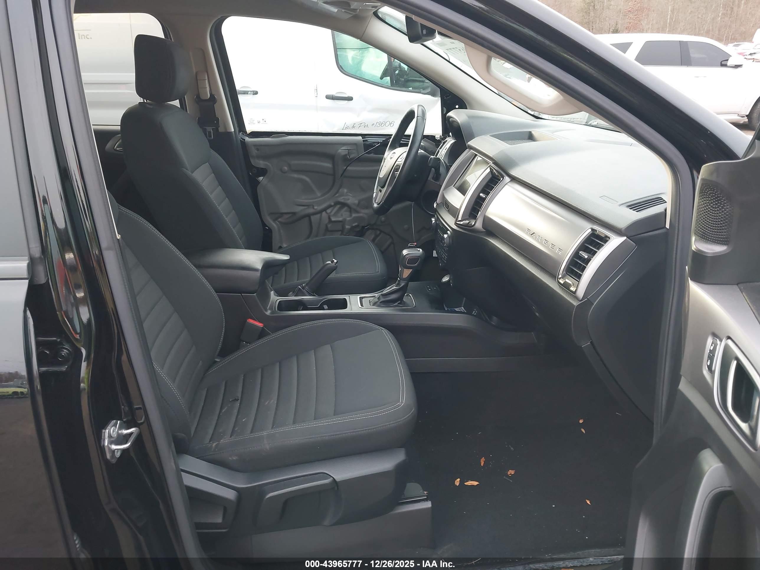 FORD RANGER image 5