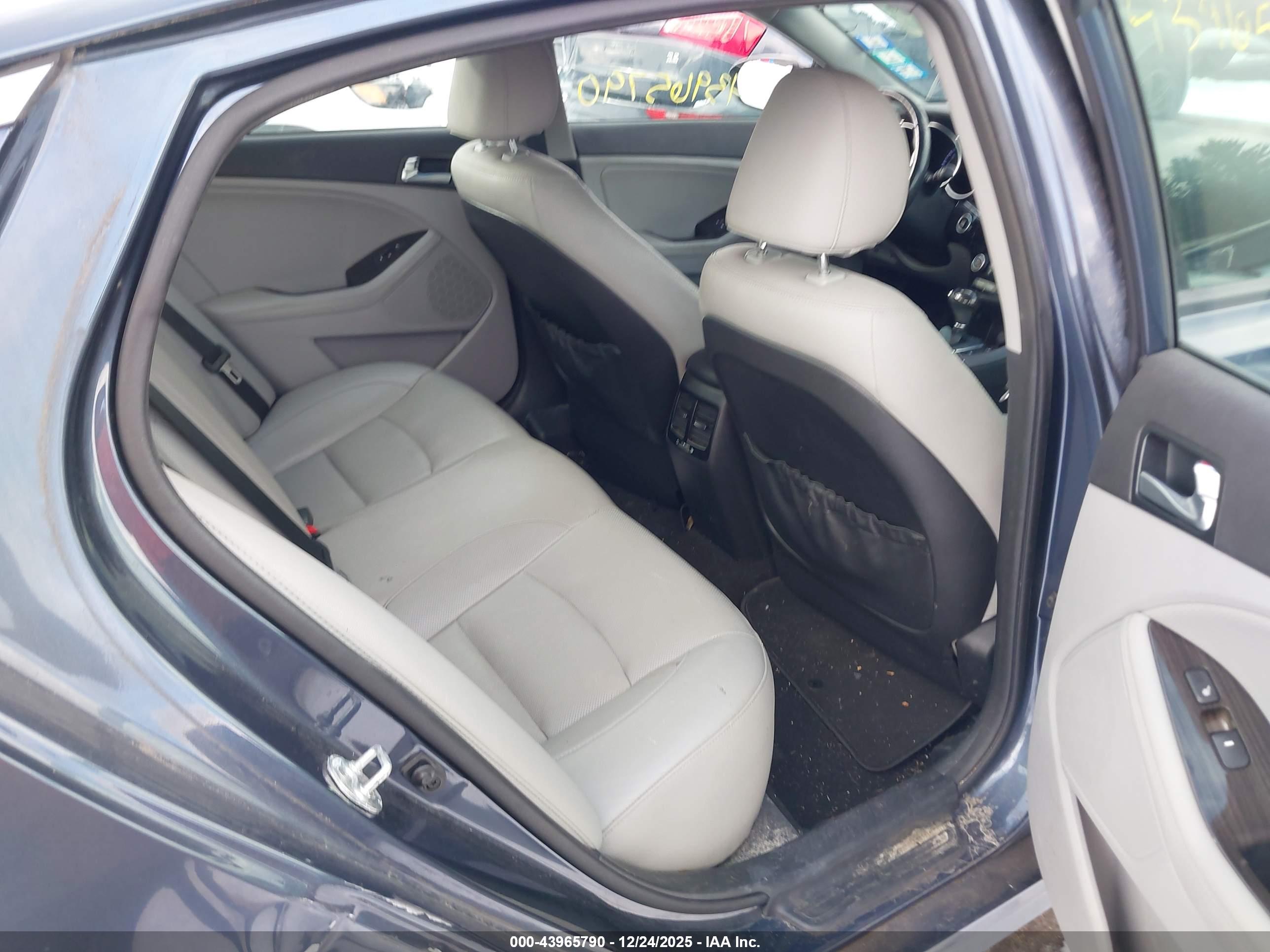 KIA OPTIMA image 8