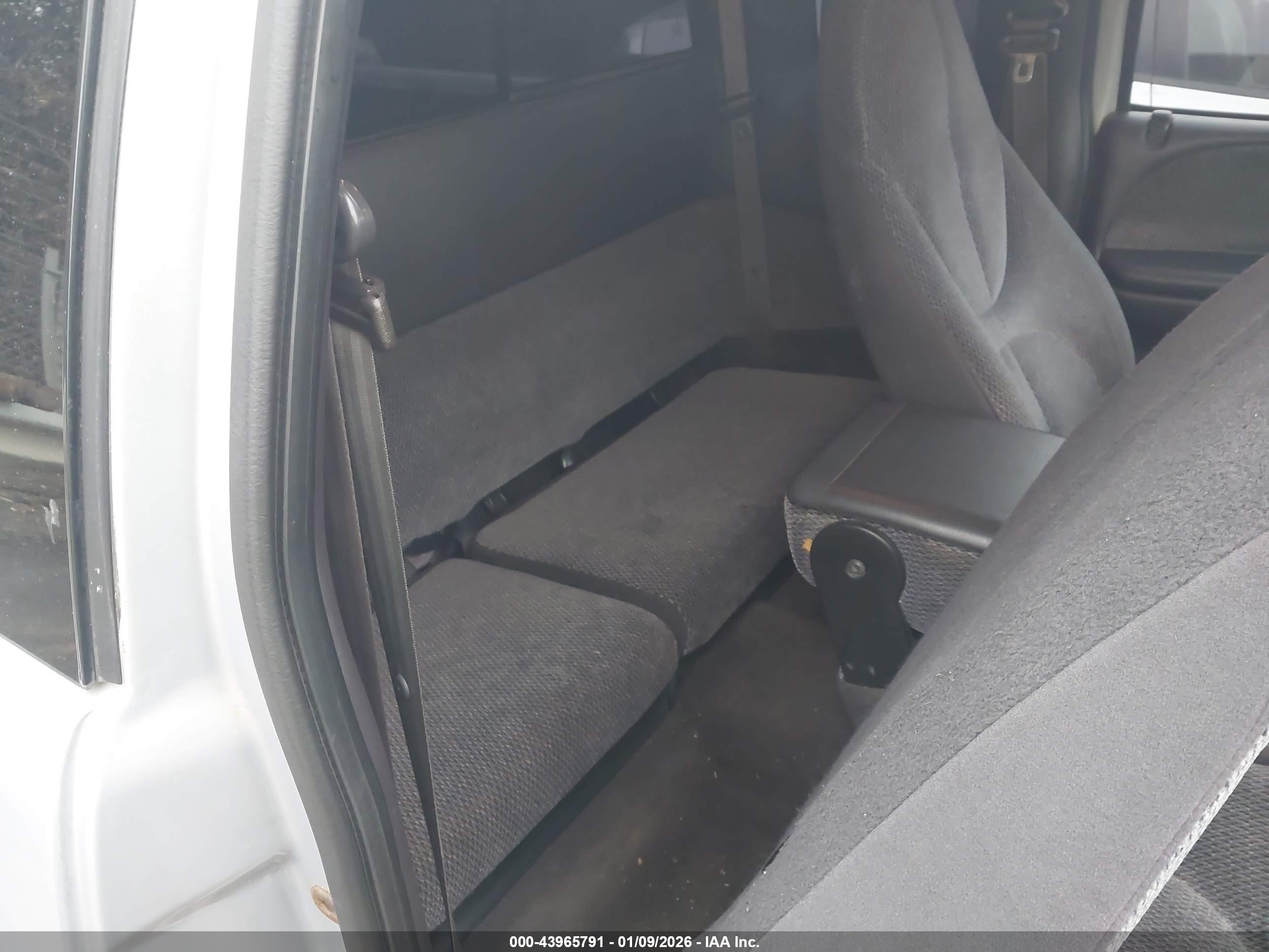 DODGE DAKOTA image 8