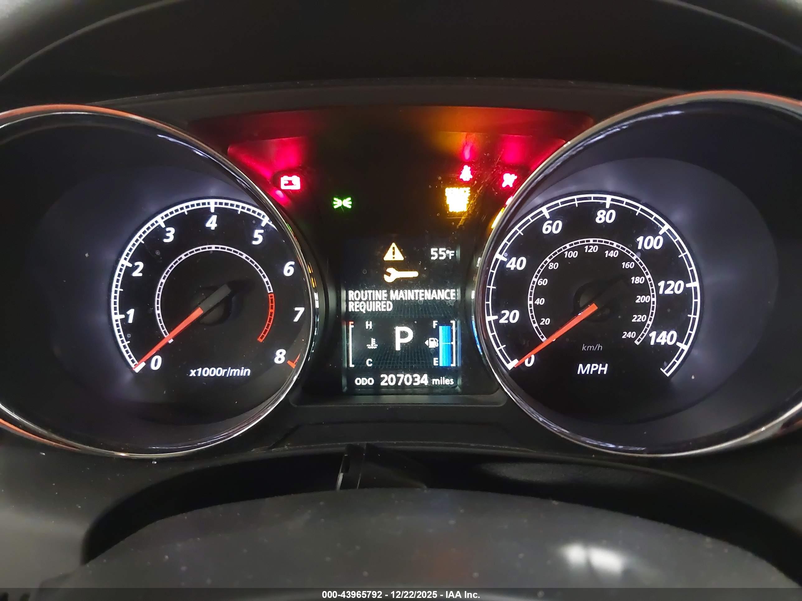 MITSUBISHI OUTLANDER image 7