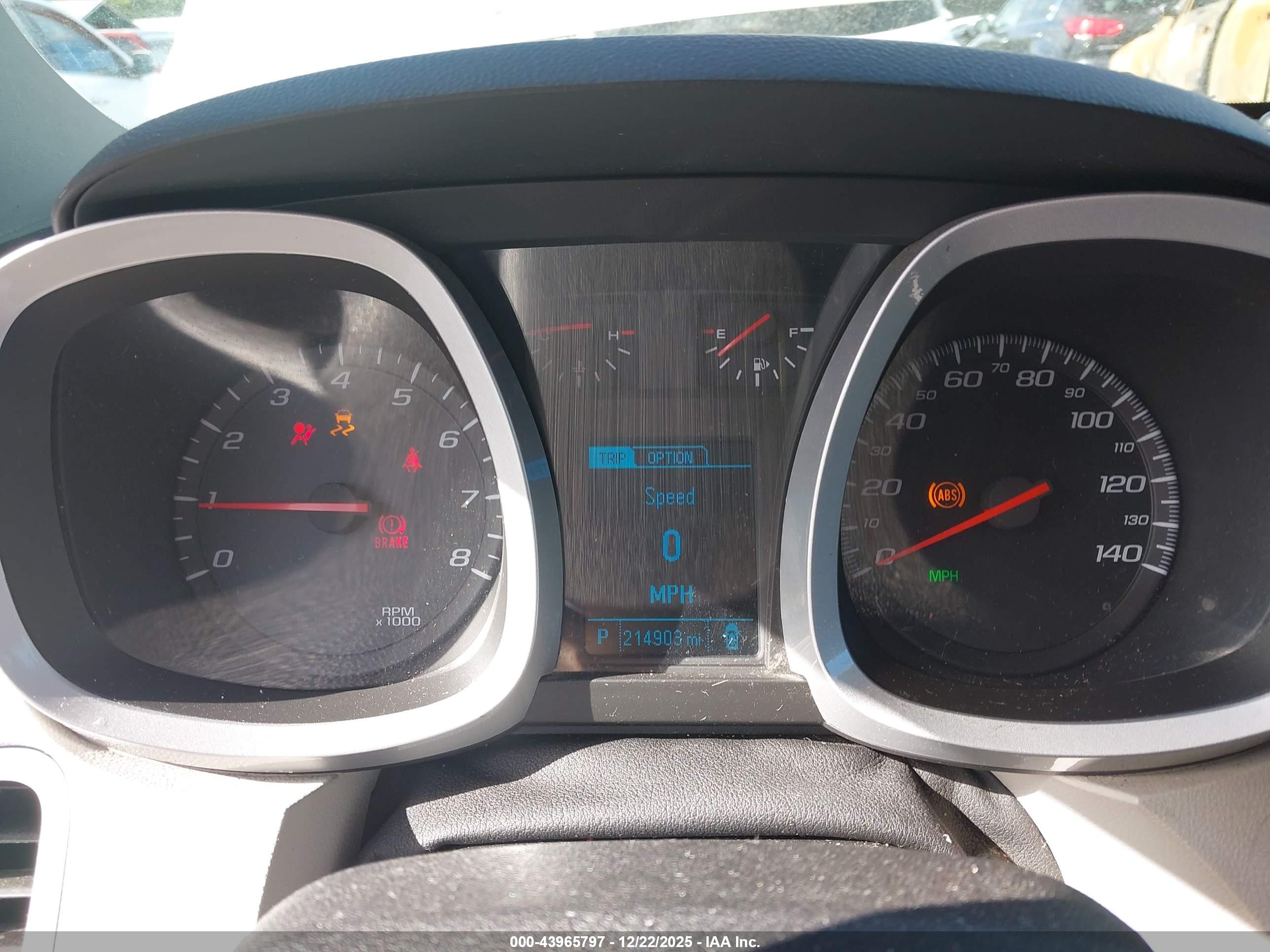 CHEVROLET EQUINOX image 7