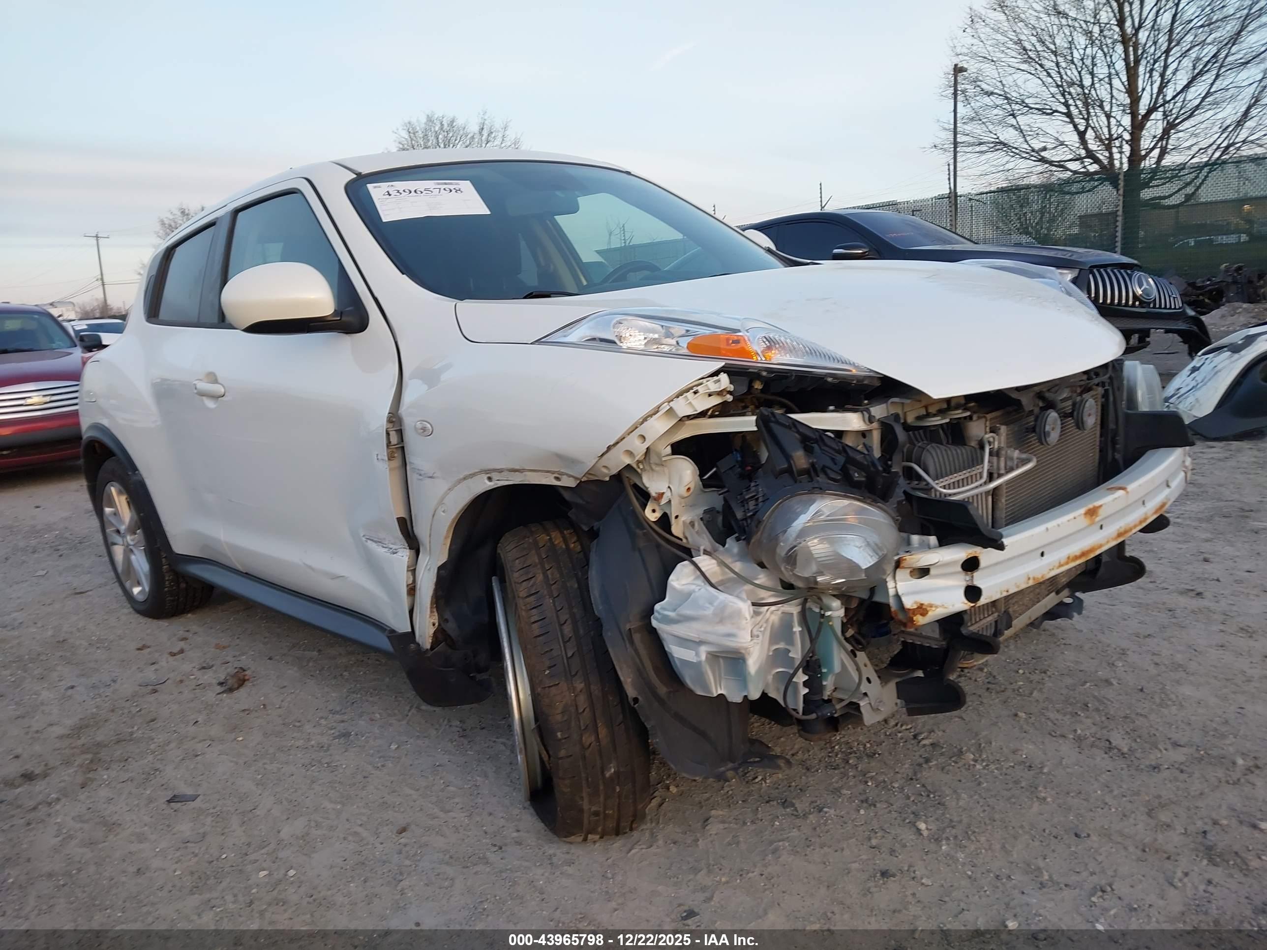 NISSAN JUKE image 6
