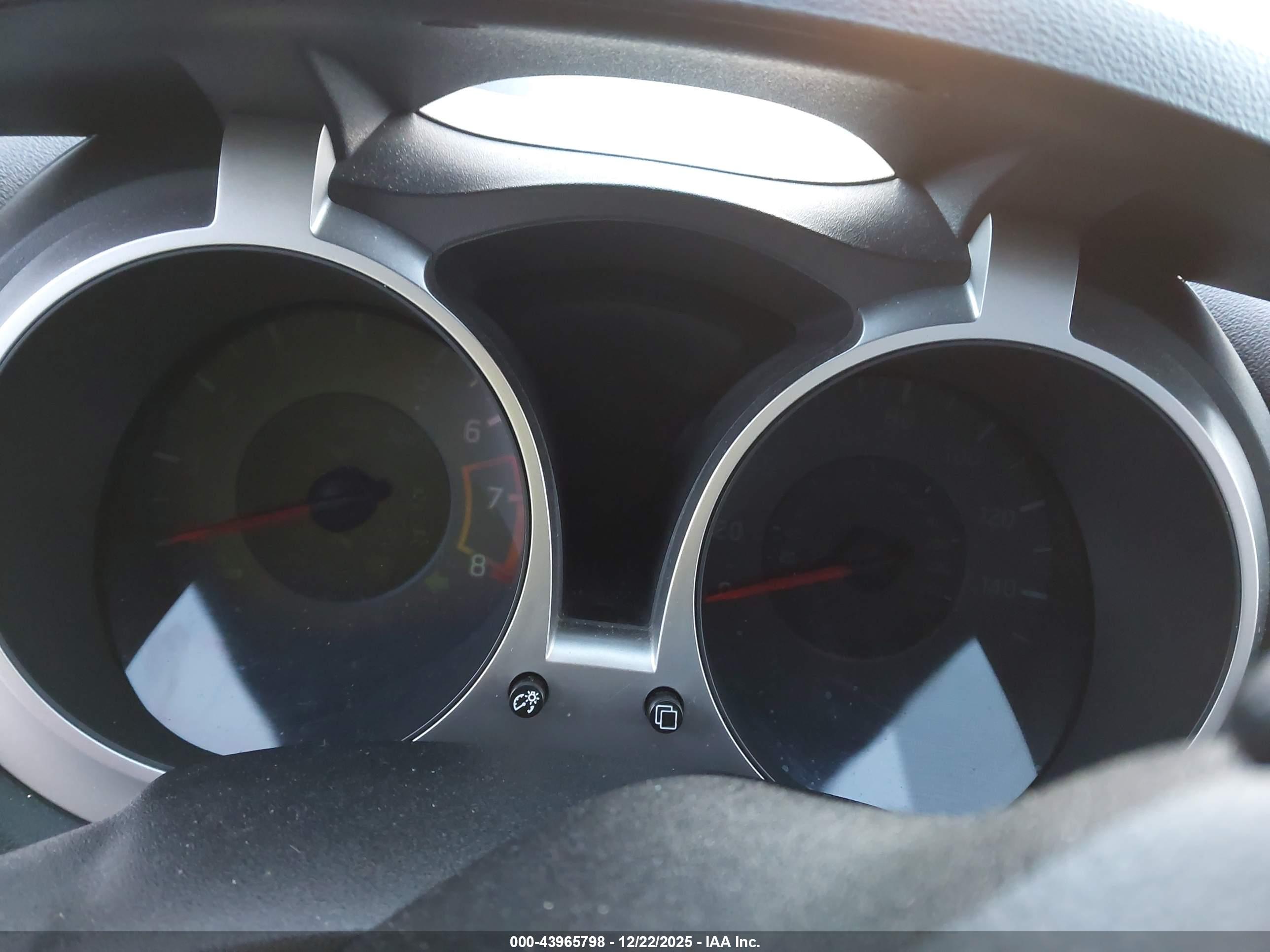 NISSAN JUKE image 7
