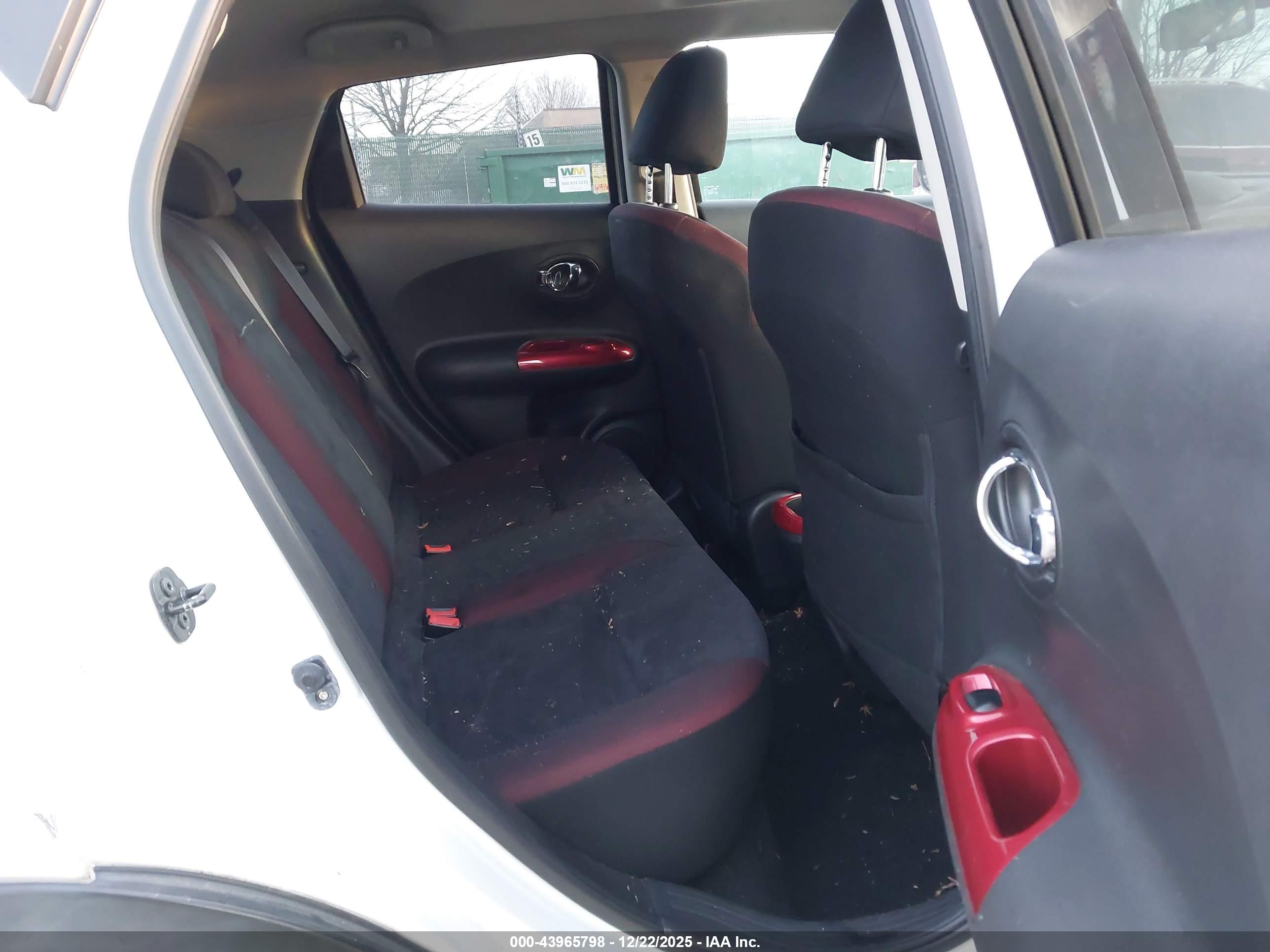 NISSAN JUKE image 8