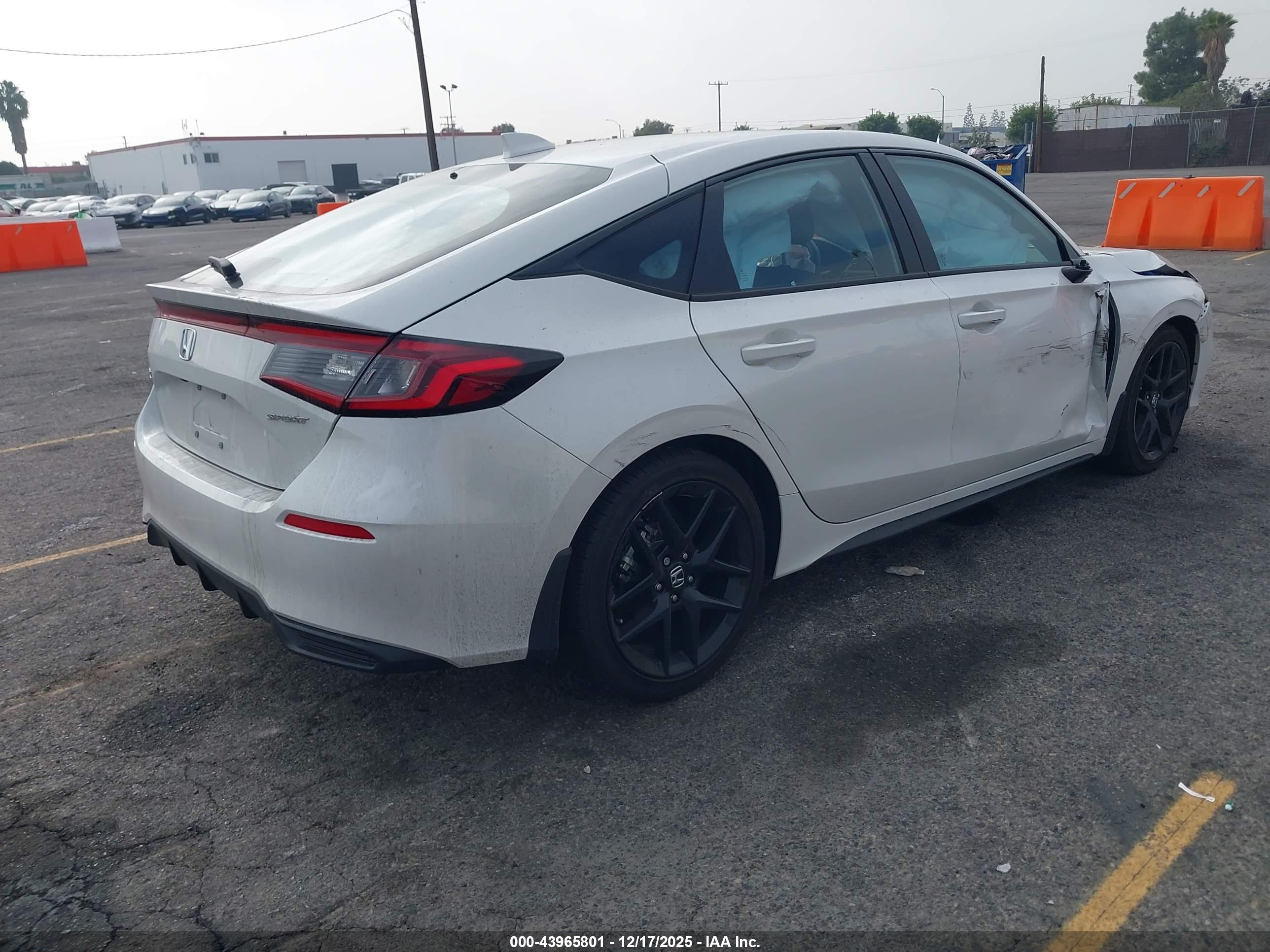 HONDA CIVIC image 4