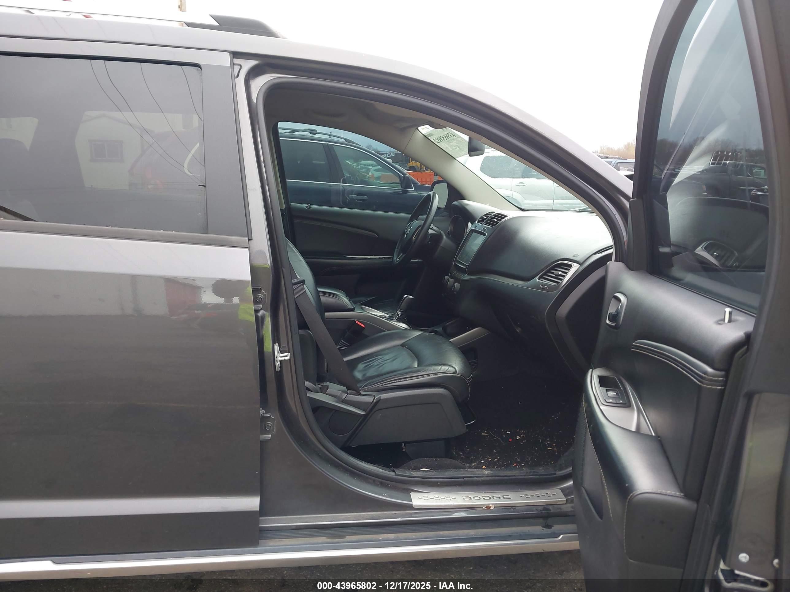 DODGE JOURNEY image 5