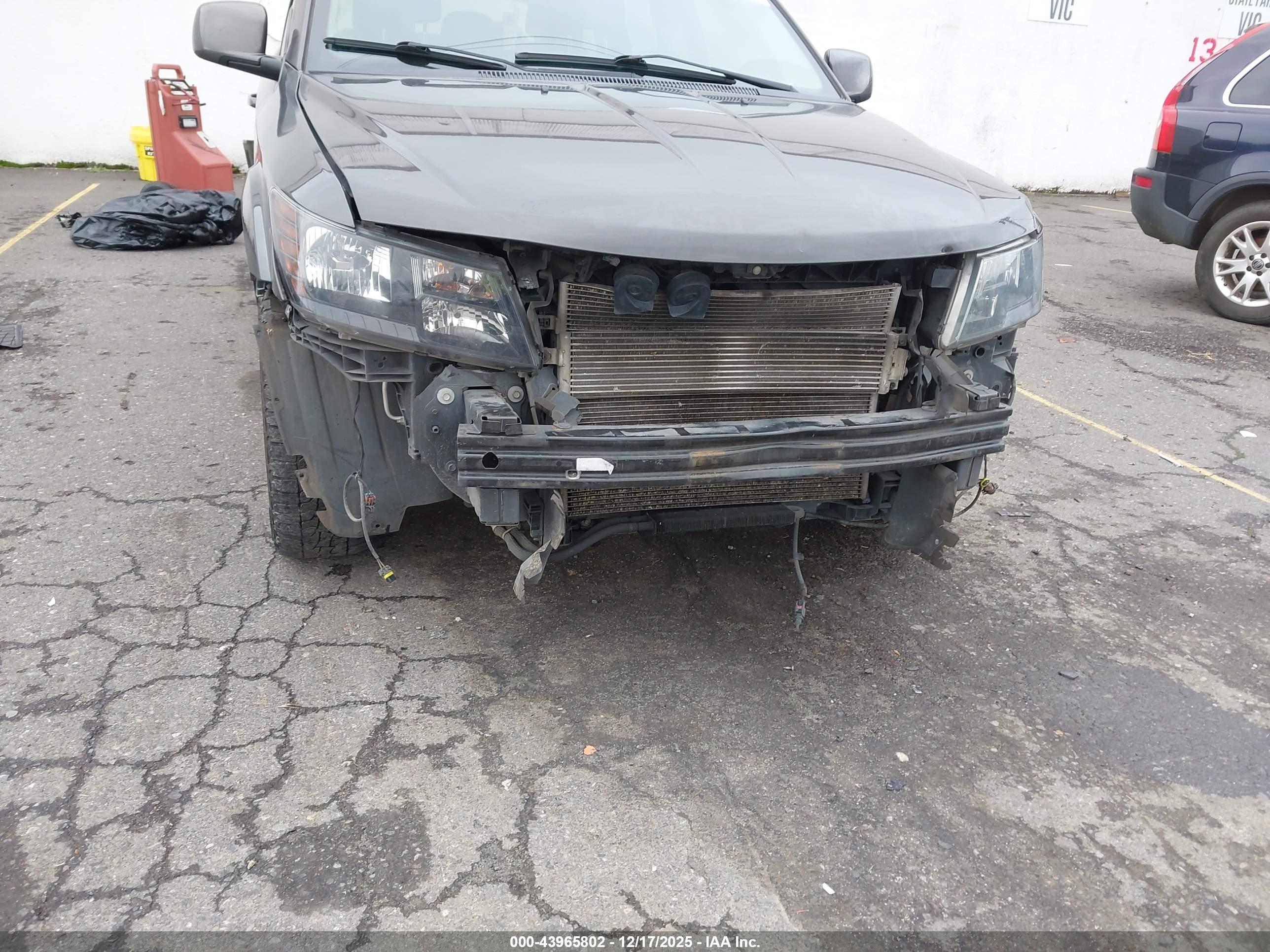 DODGE JOURNEY image 6