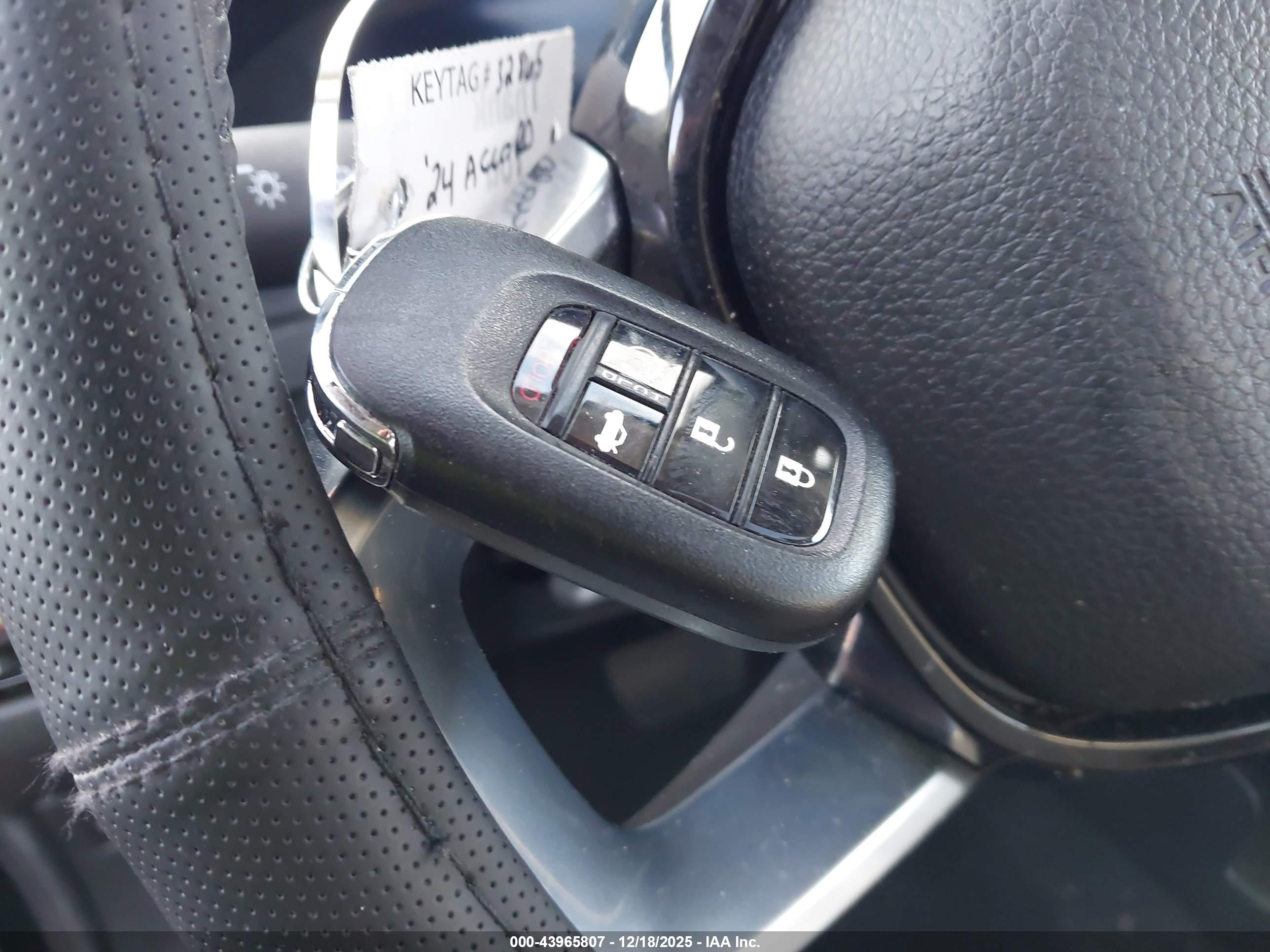 HONDA ACCORD image 11