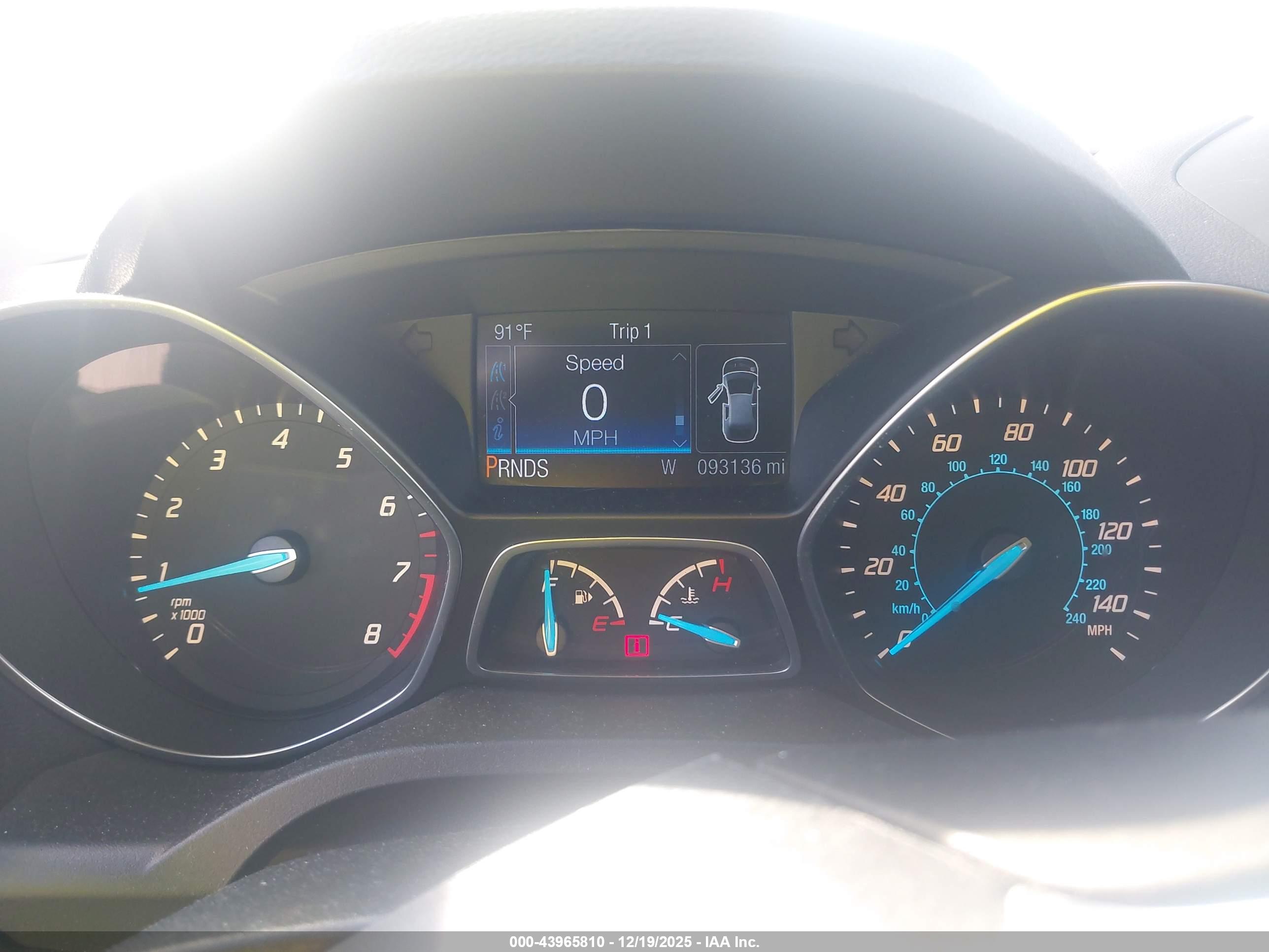 FORD ESCAPE image 7