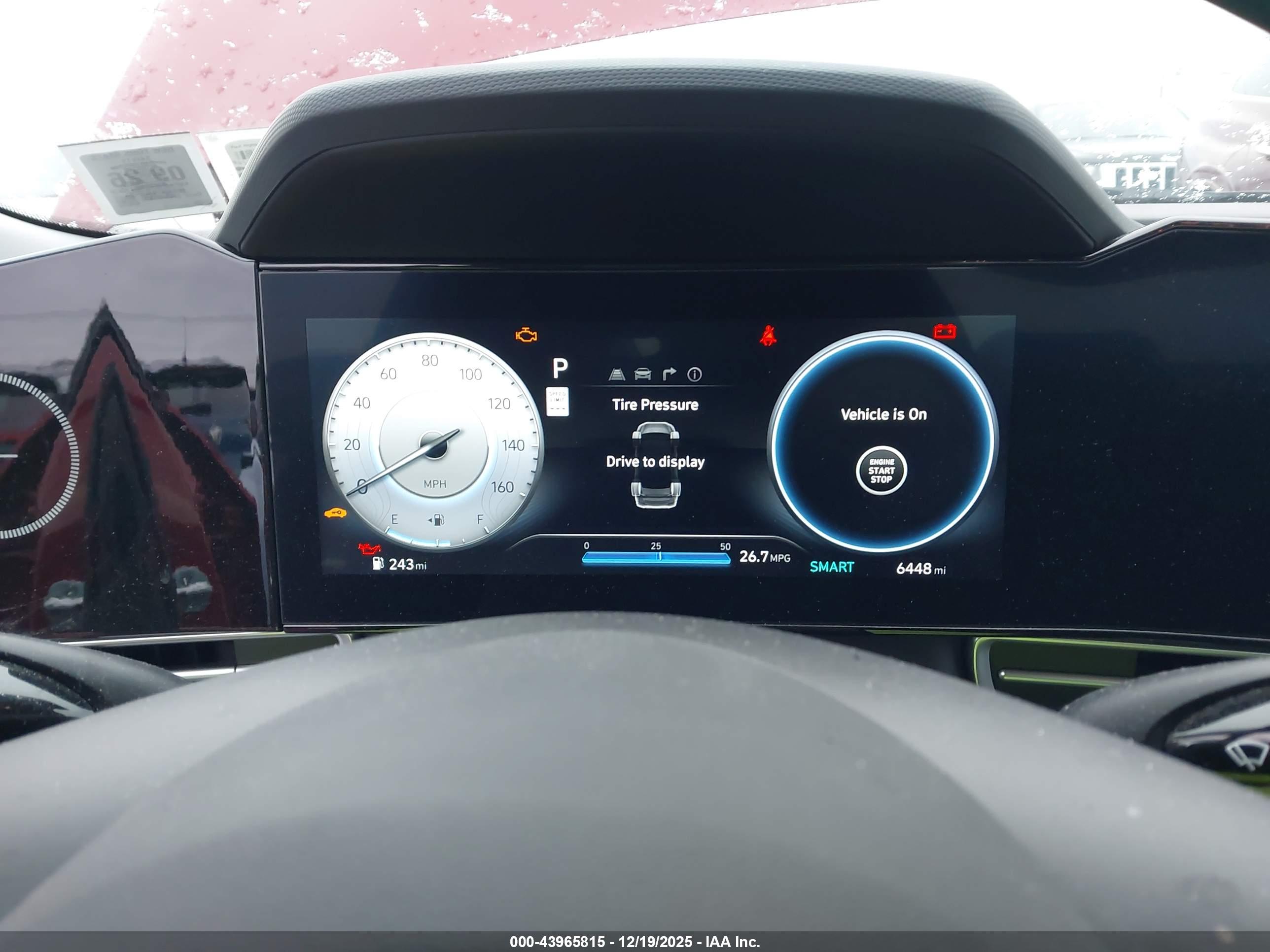 HYUNDAI ELANTRA image 7