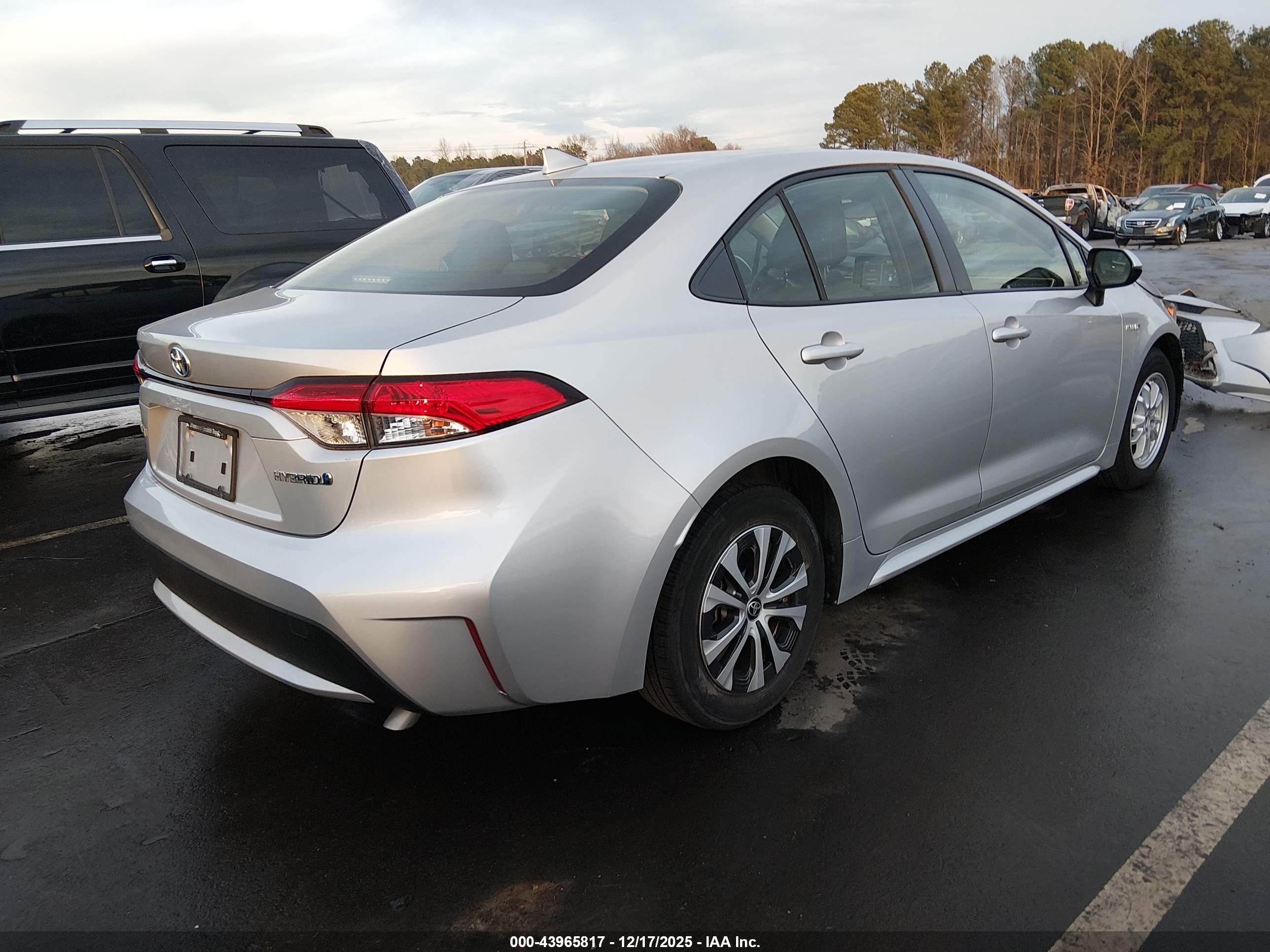 TOYOTA COROLLA image 4
