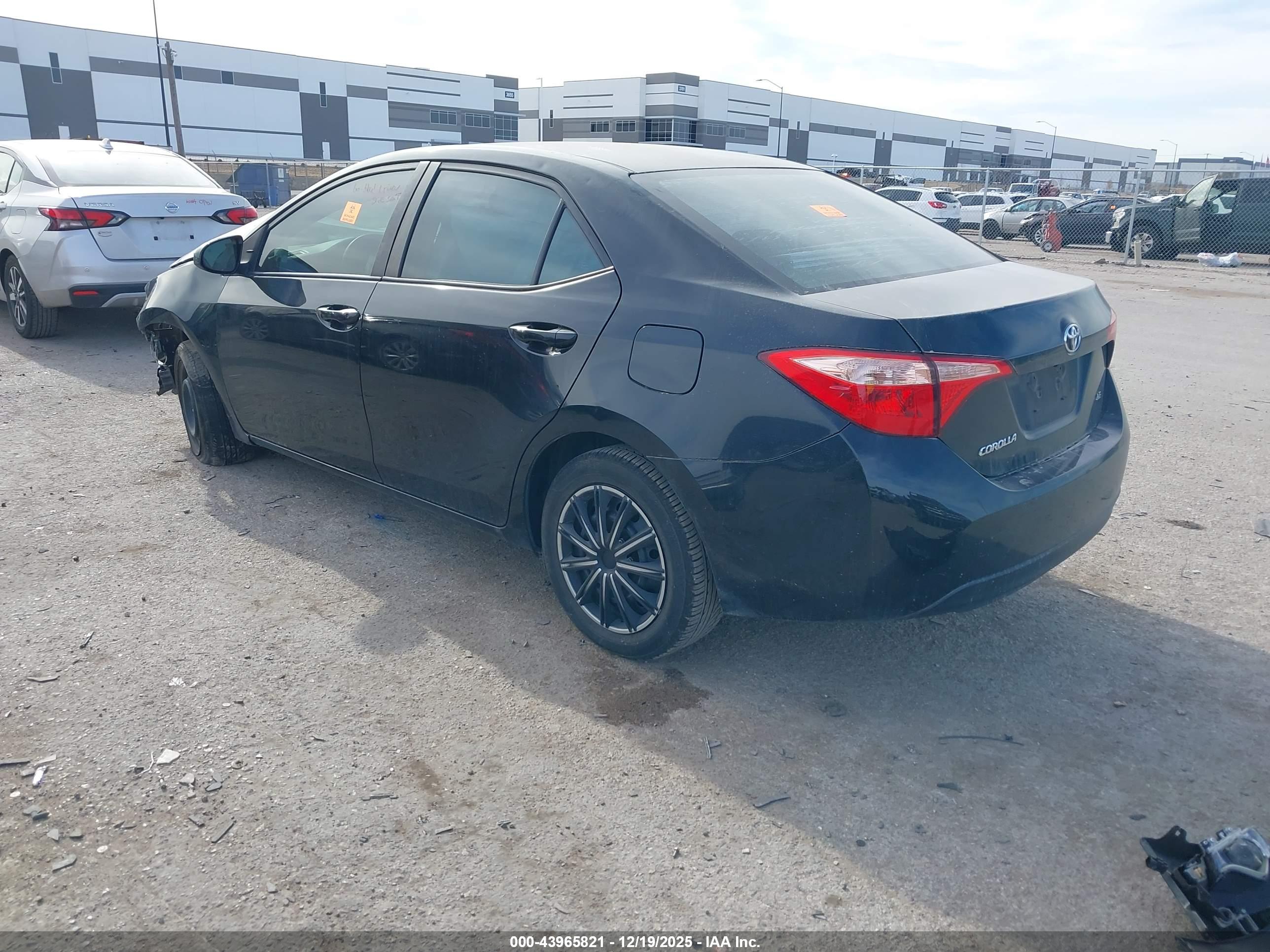 TOYOTA COROLLA image 3