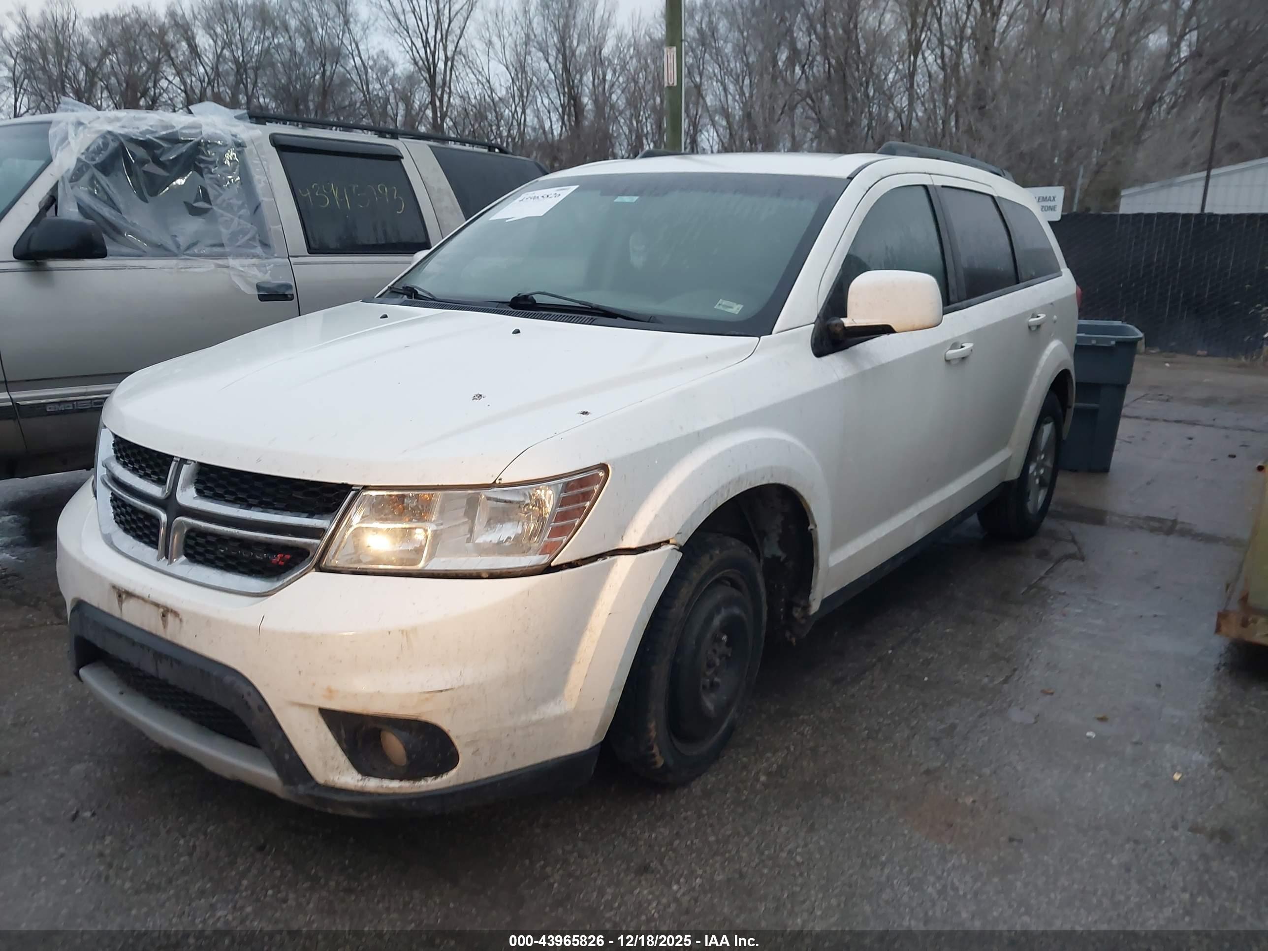 DODGE JOURNEY image 2
