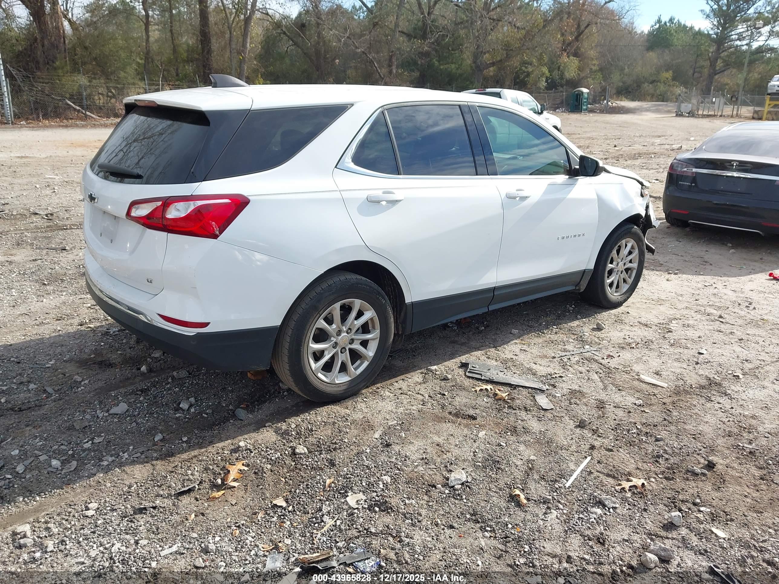 CHEVROLET EQUINOX image 4