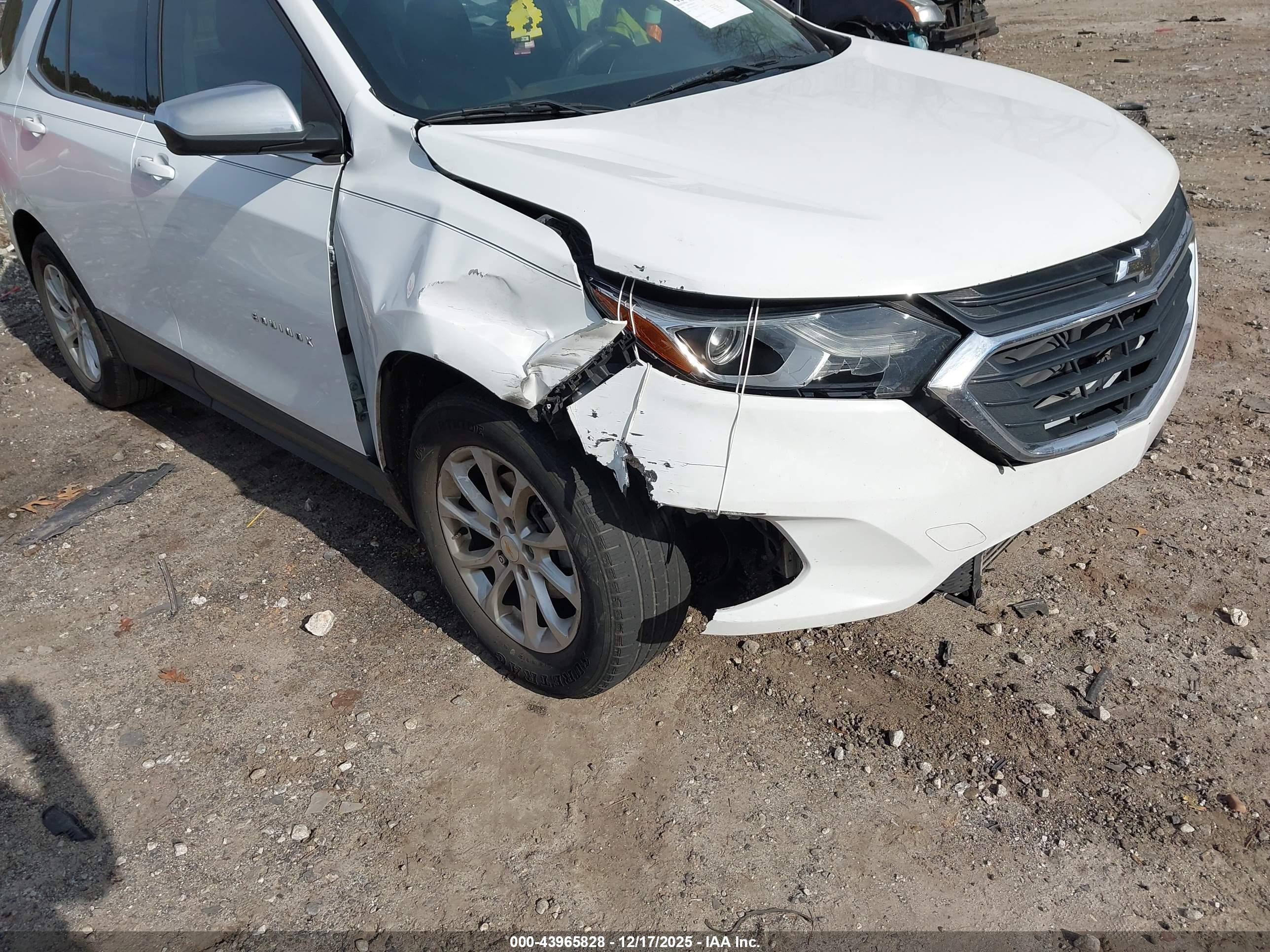 CHEVROLET EQUINOX image 6