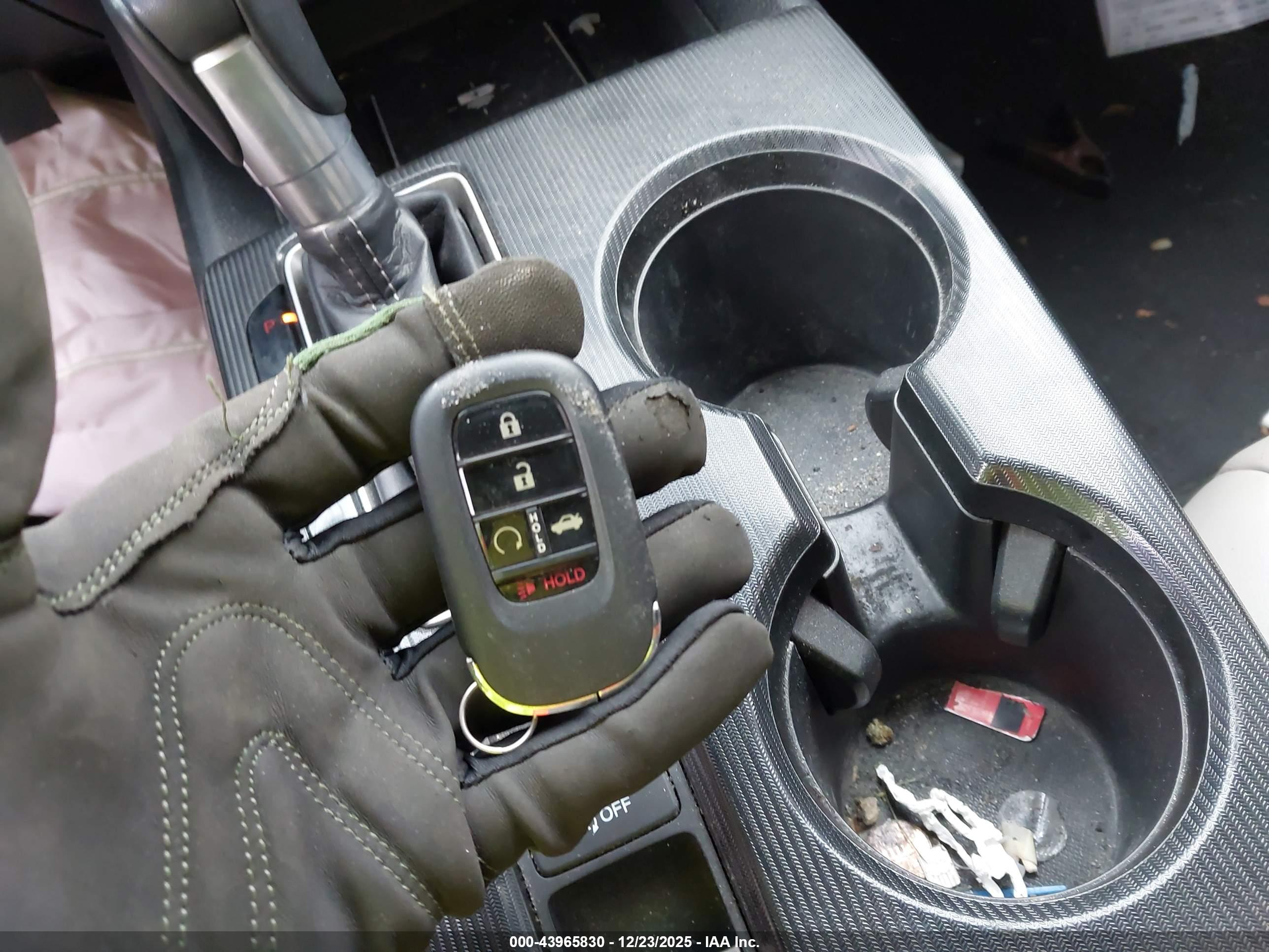 HONDA CIVIC image 11