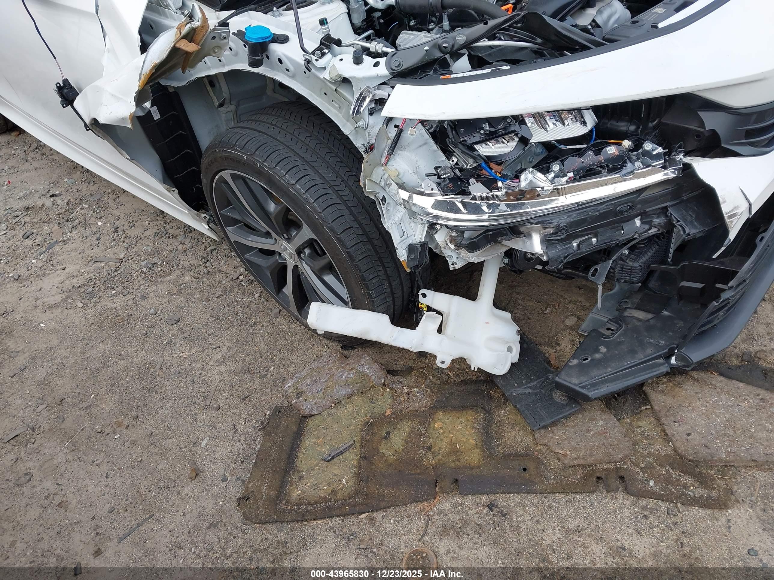 HONDA CIVIC image 6