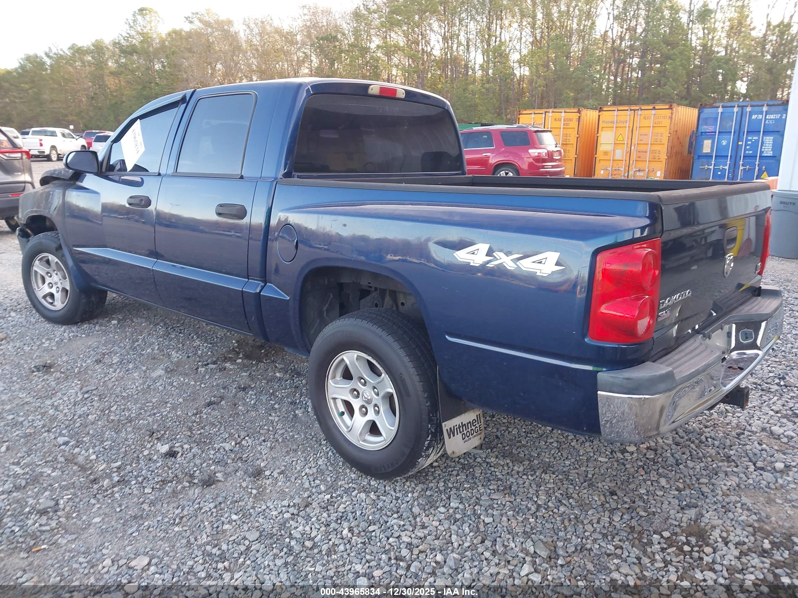 DODGE DAKOTA image 3