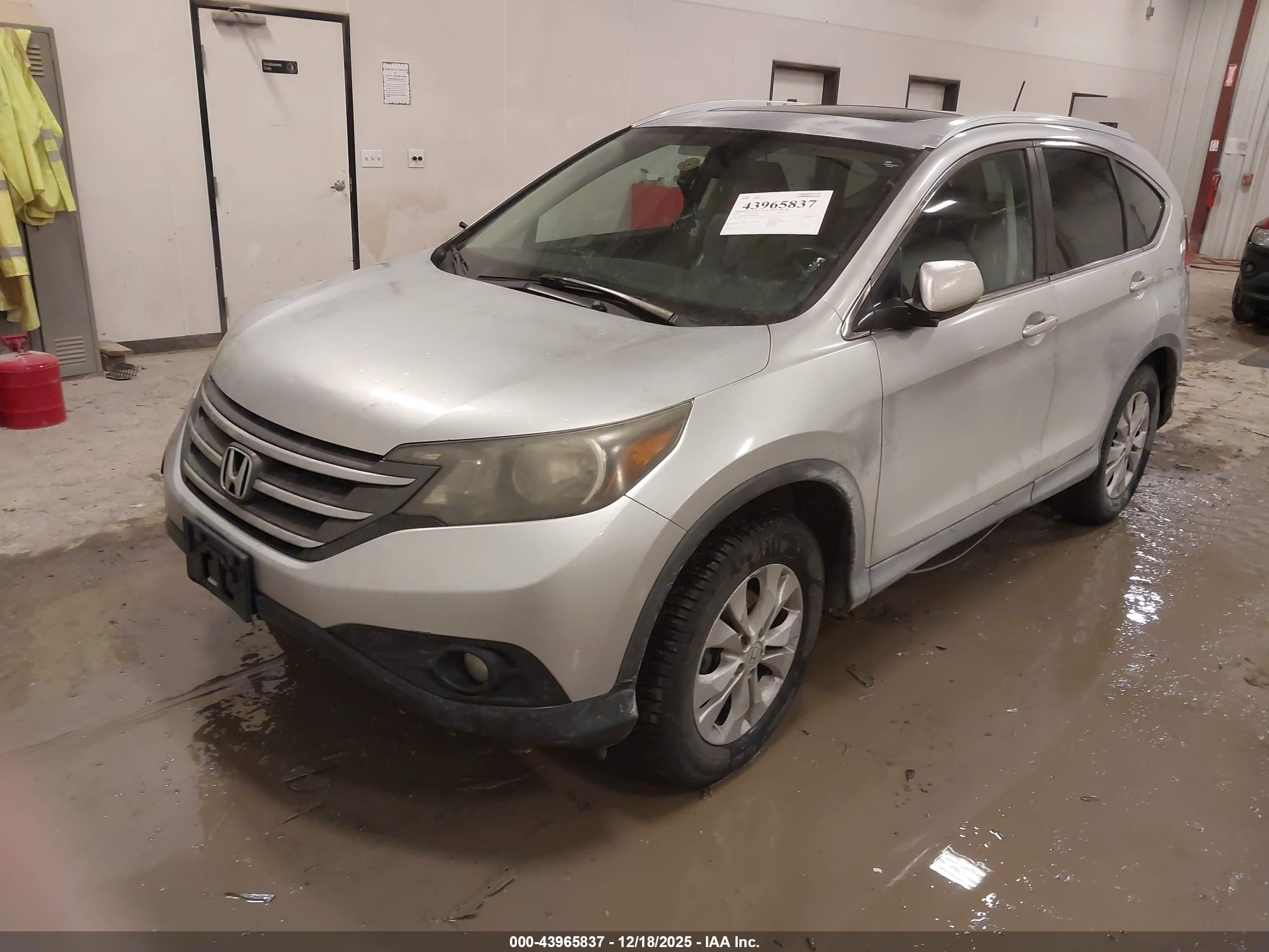 HONDA CR-V image 2