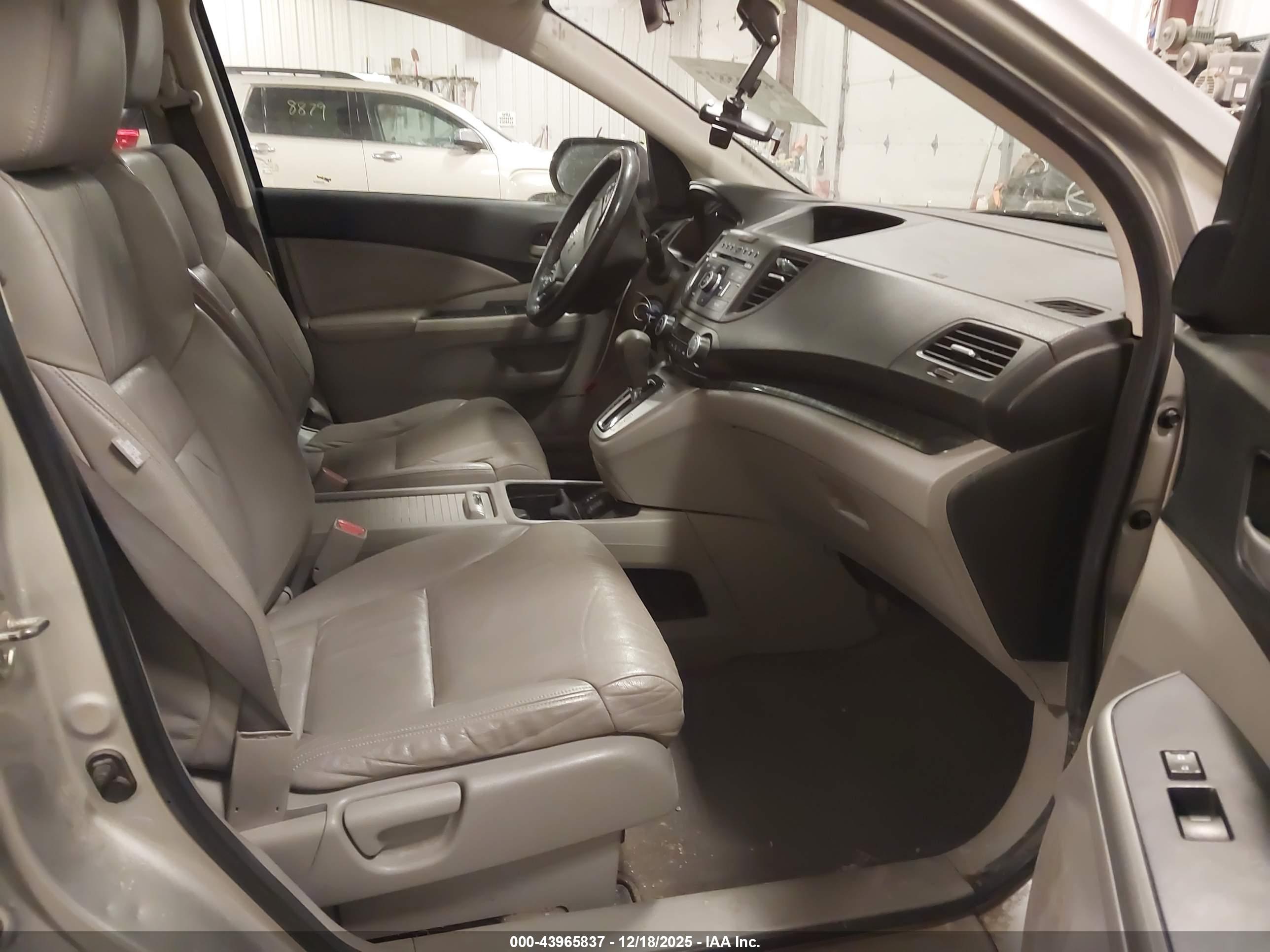 HONDA CR-V image 5