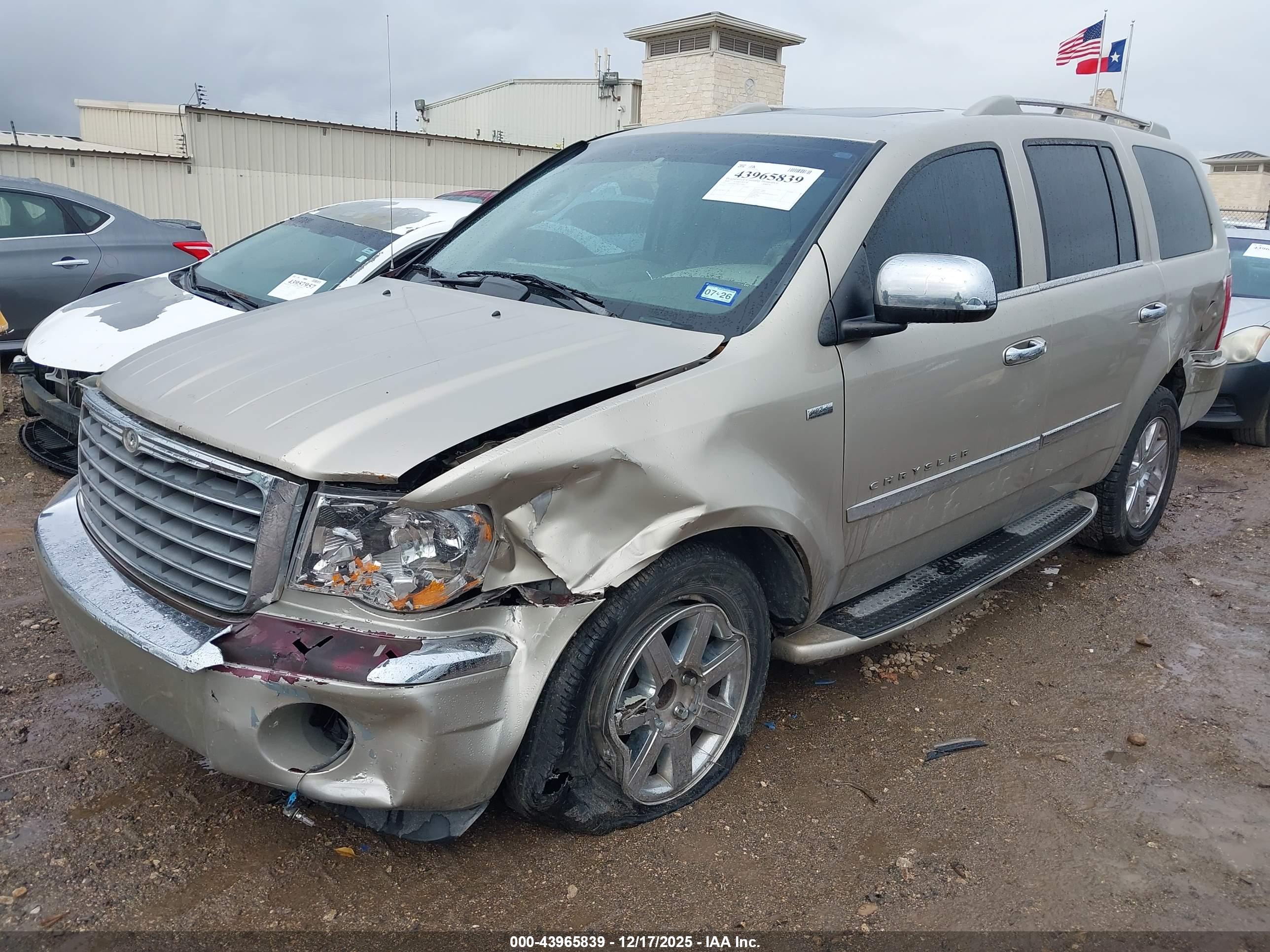 CHRYSLER ASPEN image 2
