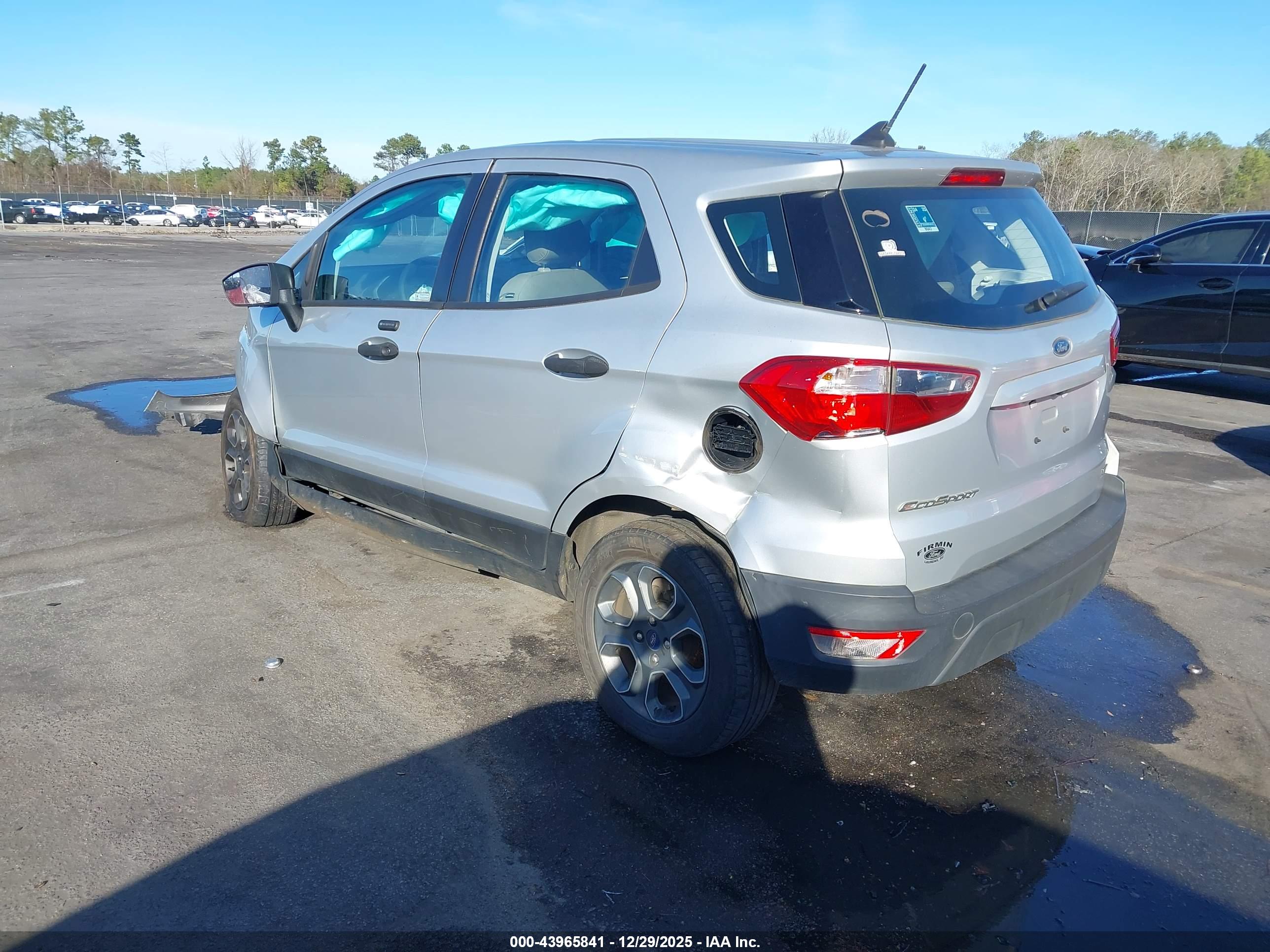 FORD ECOSPORT image 3
