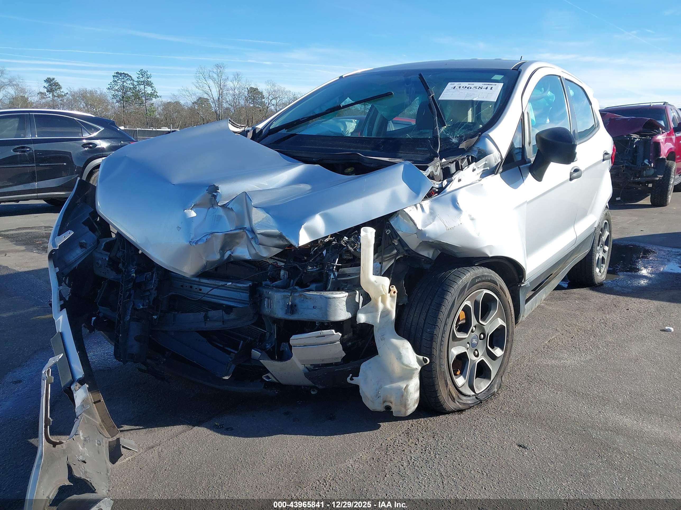 FORD ECOSPORT image 6