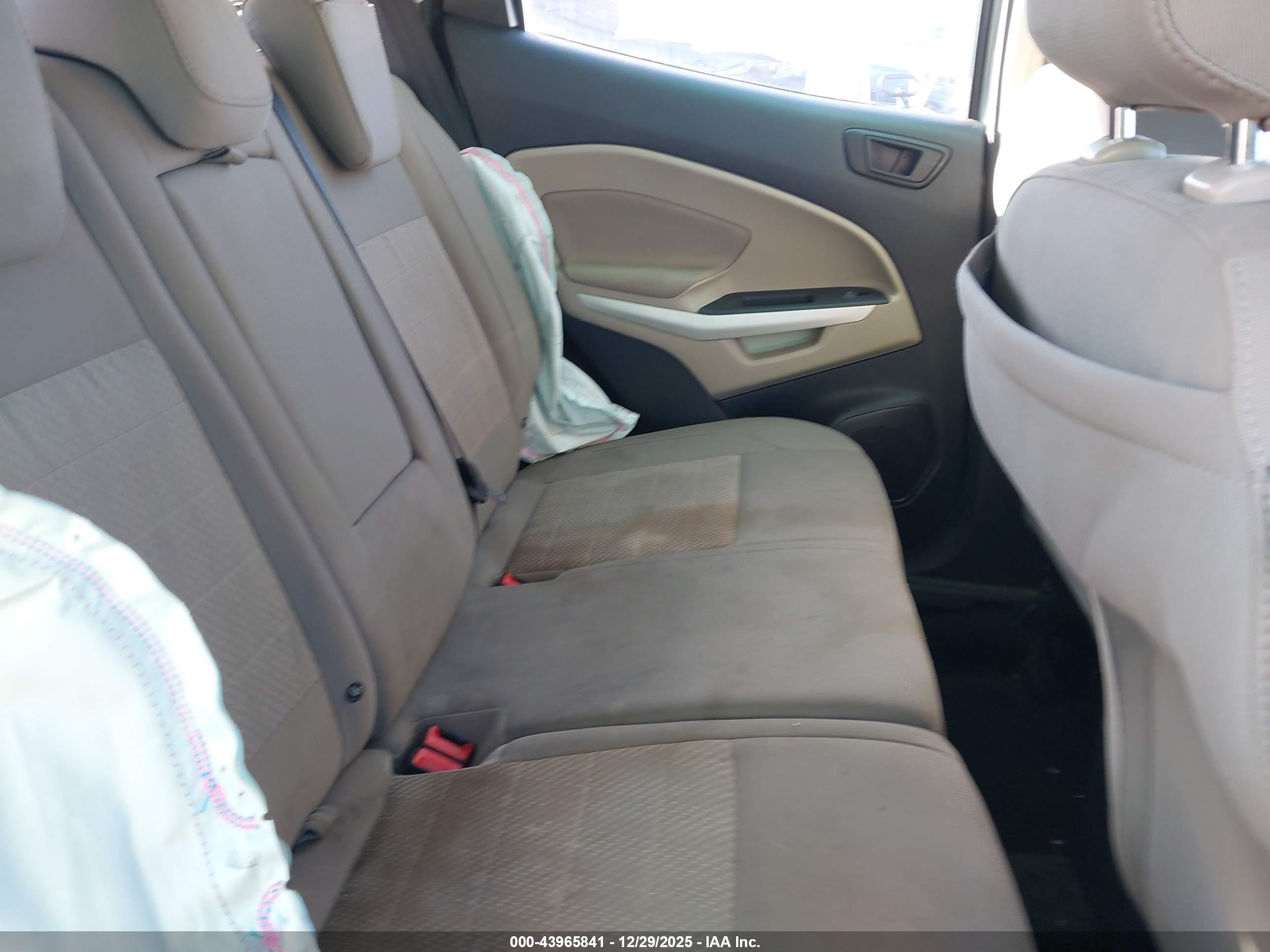 FORD ECOSPORT image 8