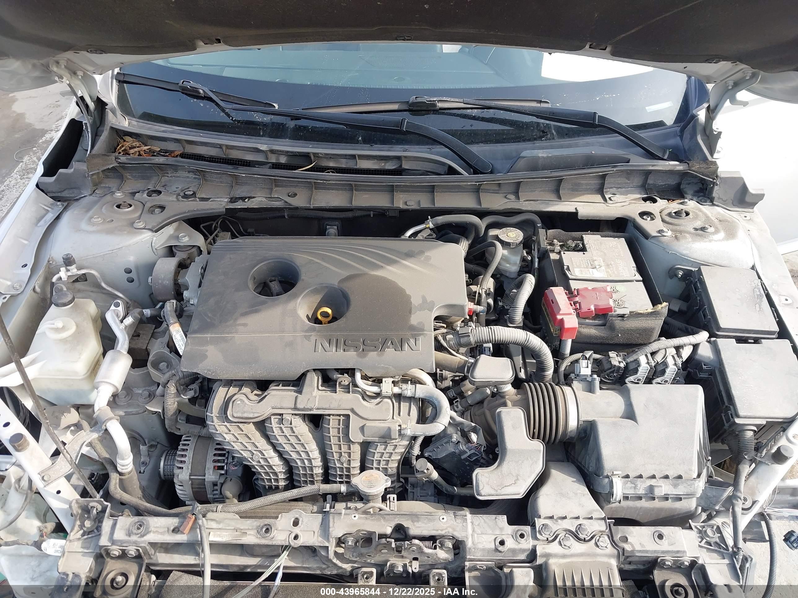 NISSAN ALTIMA image 10