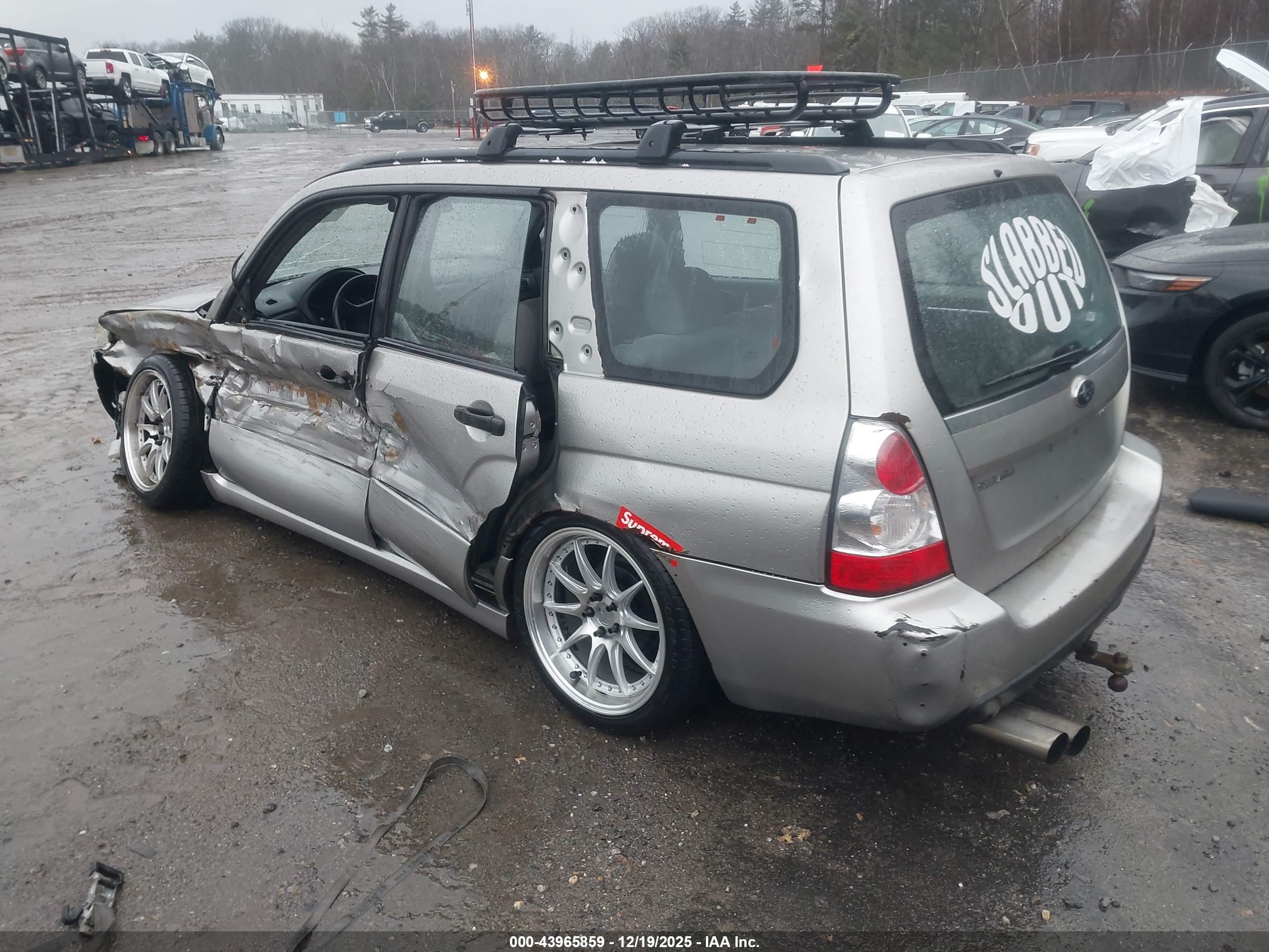 SUBARU FORESTER image 3