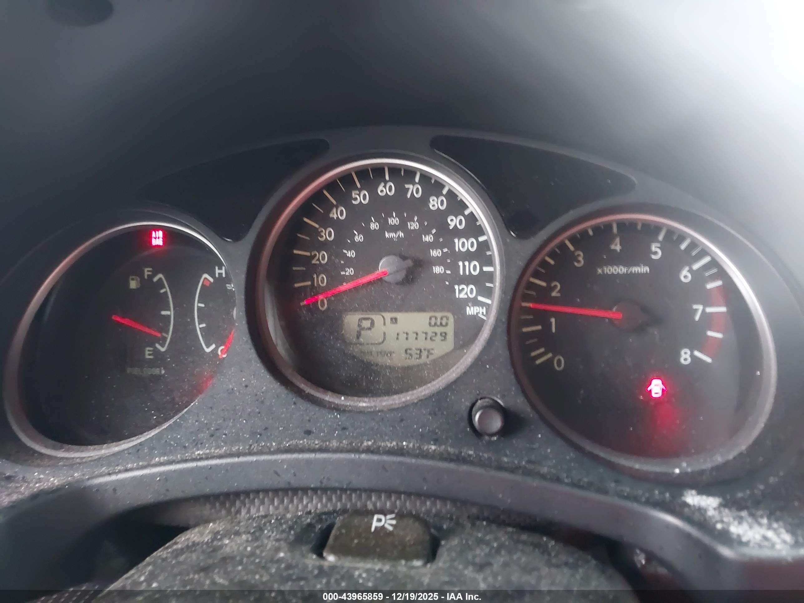 SUBARU FORESTER image 7