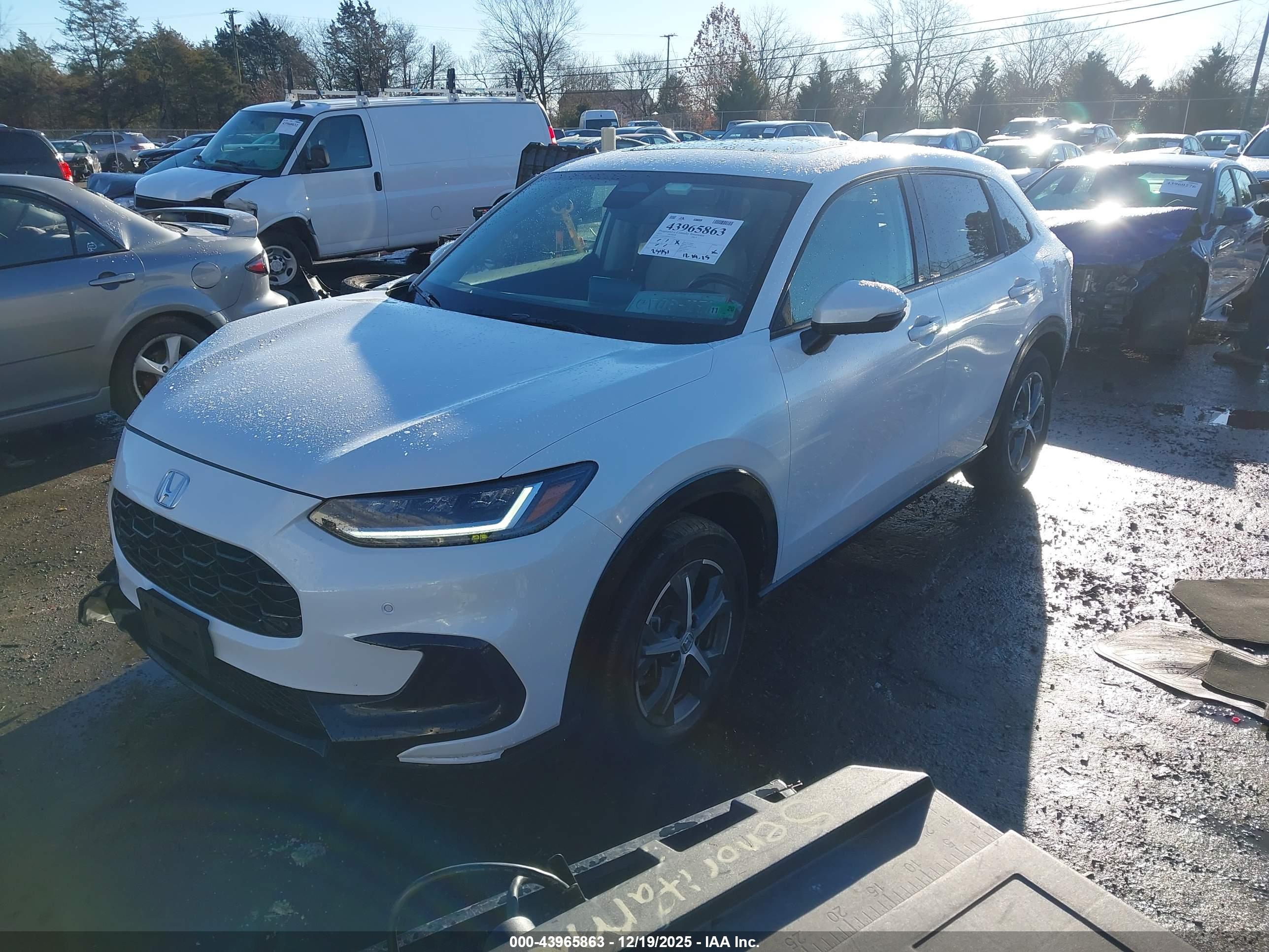 HONDA HR-V image 2