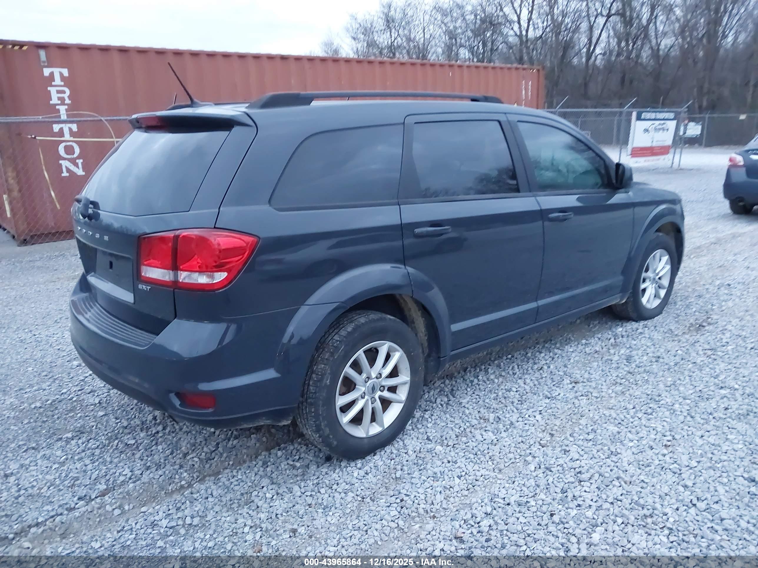 DODGE JOURNEY image 4