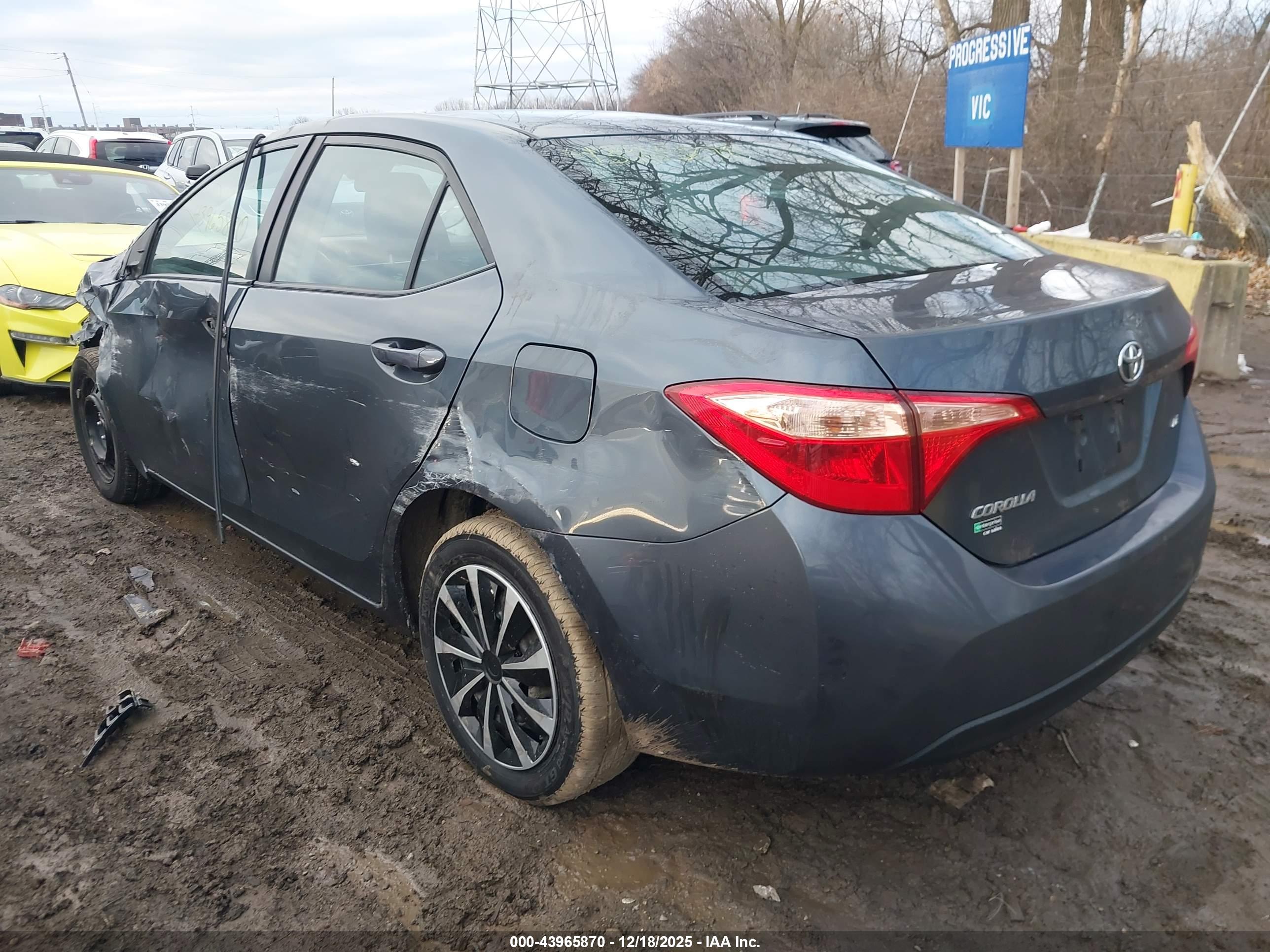 TOYOTA COROLLA image 3