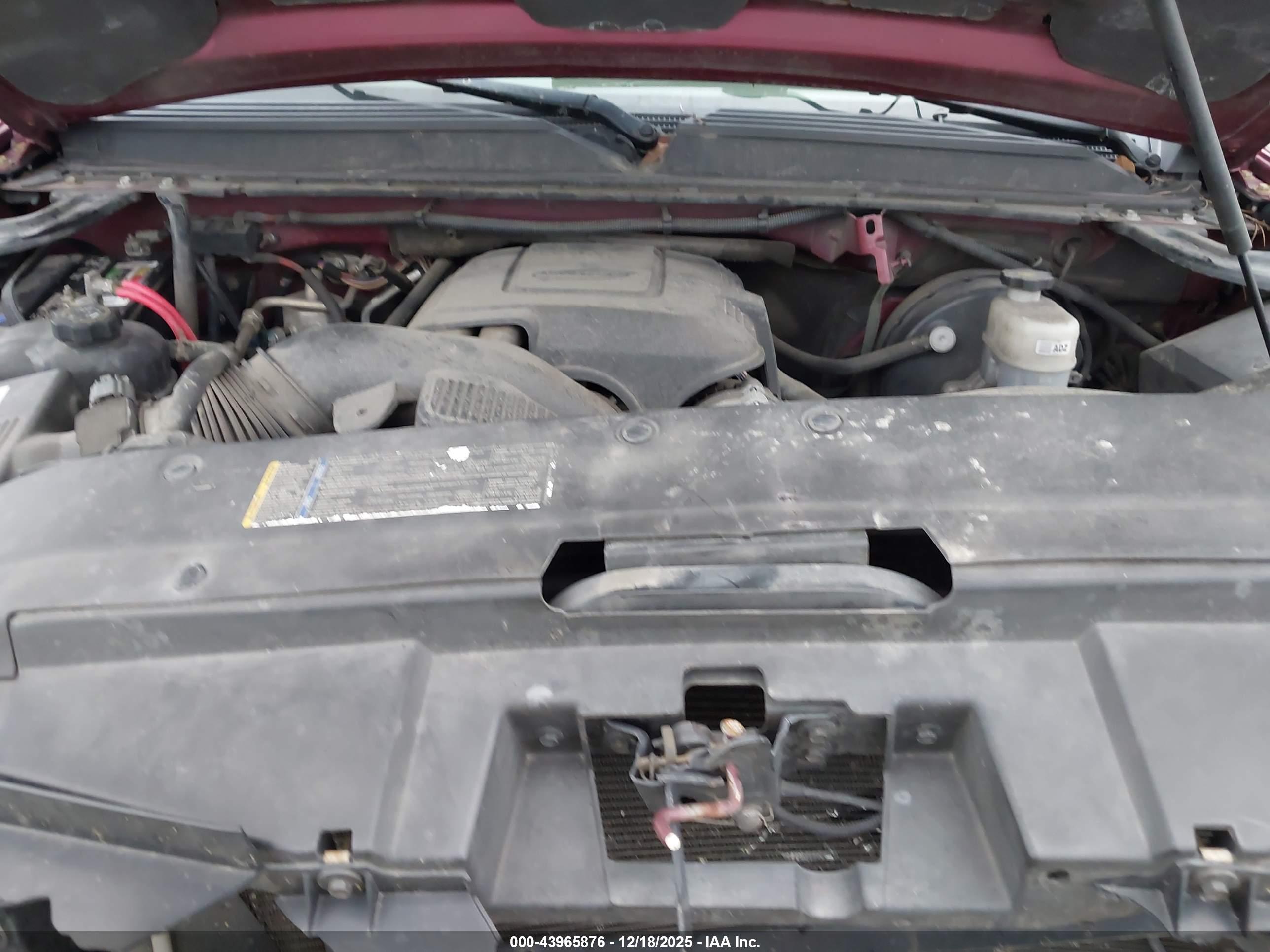 CHEVROLET TAHOE image 10