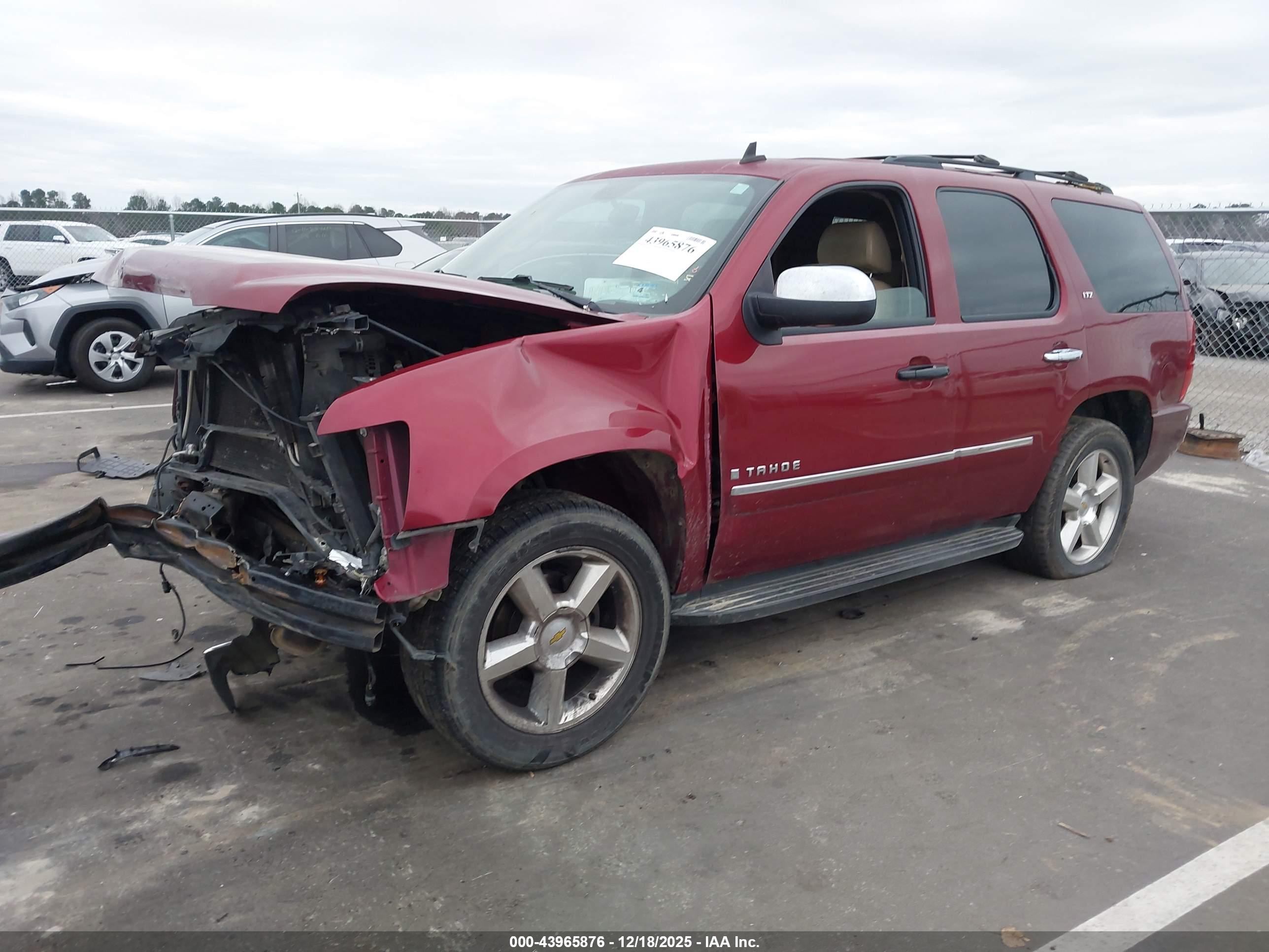 CHEVROLET TAHOE image 2