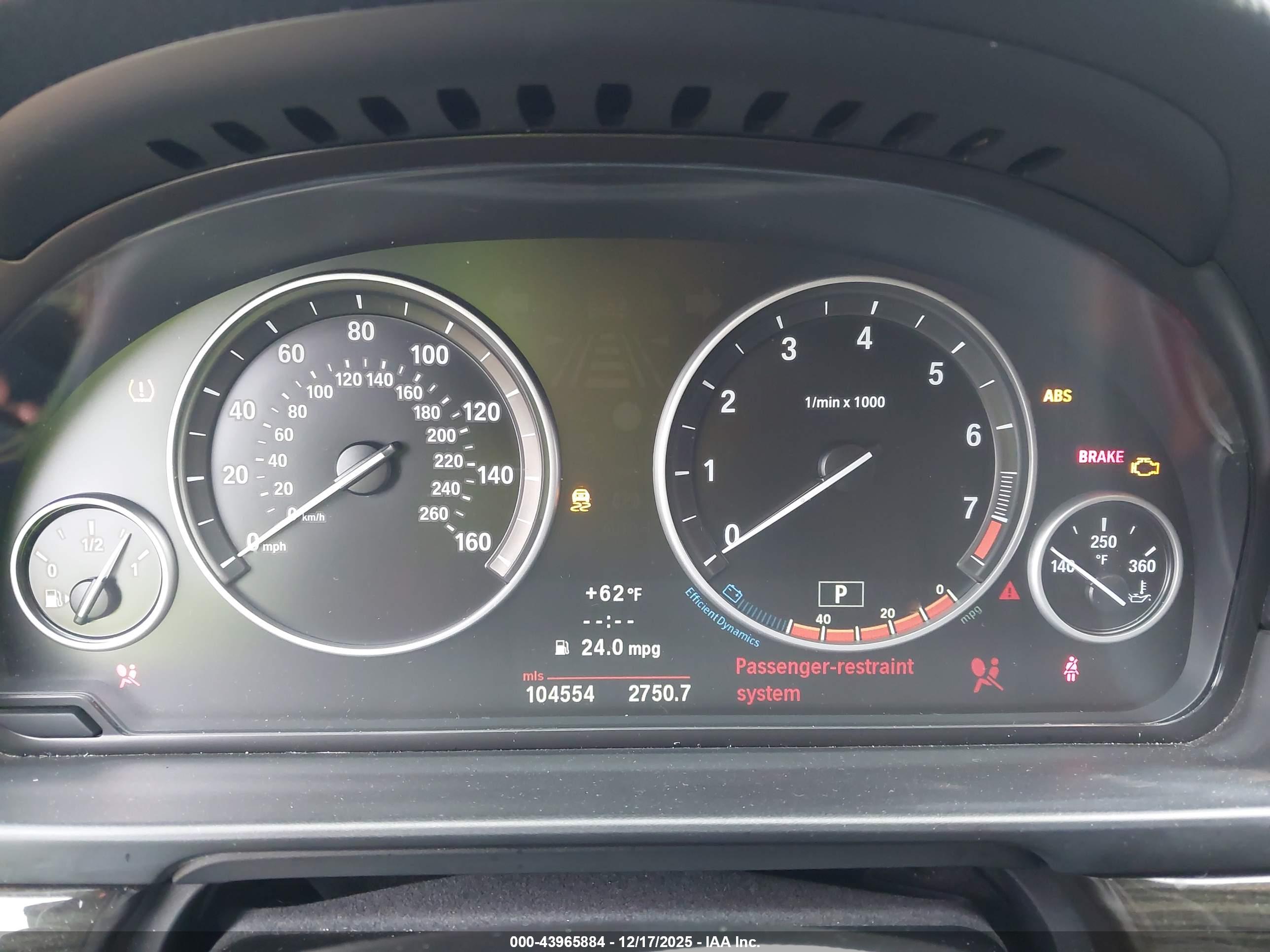 BMW 528I image 7