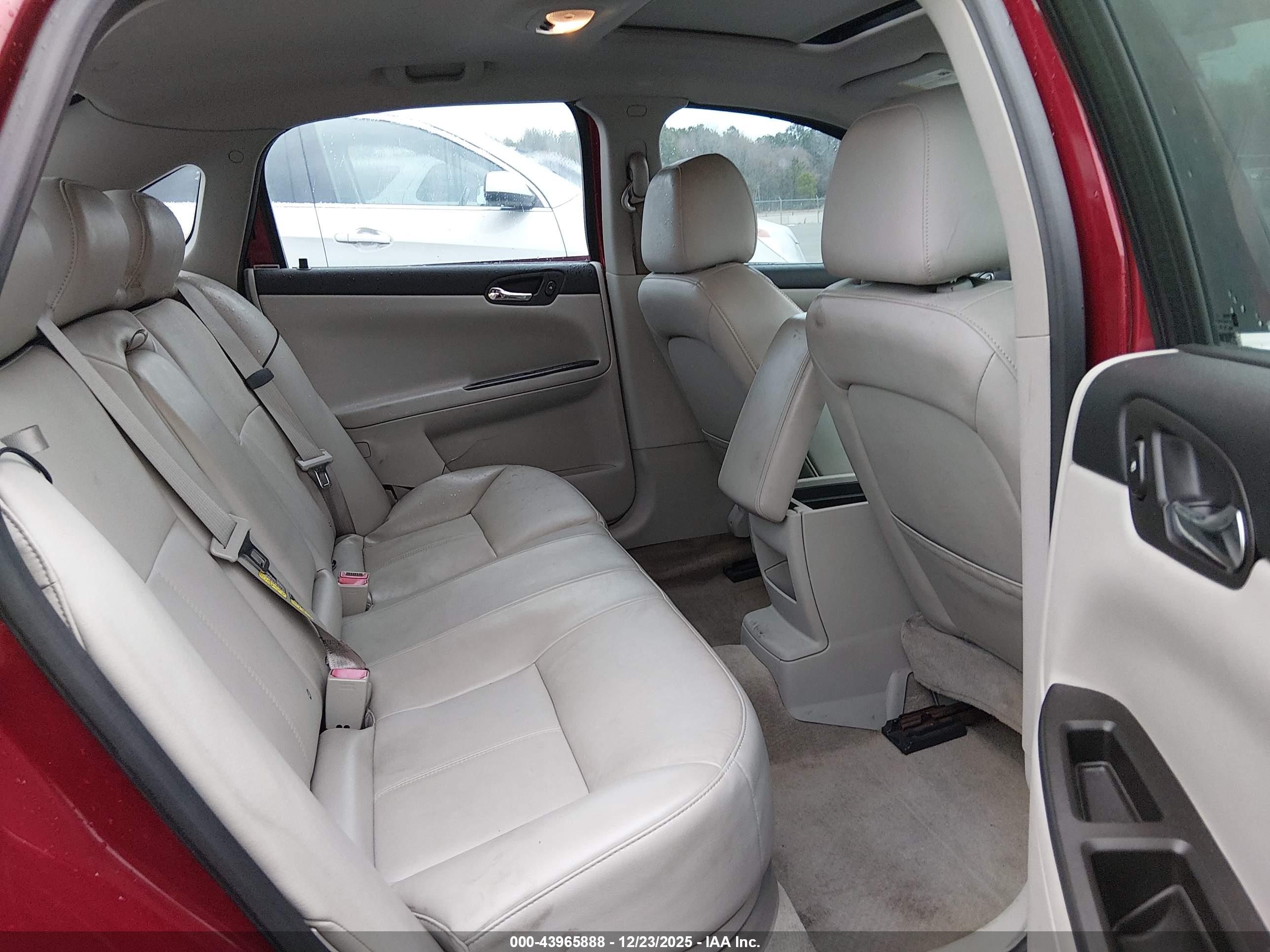 CHEVROLET IMPALA image 8
